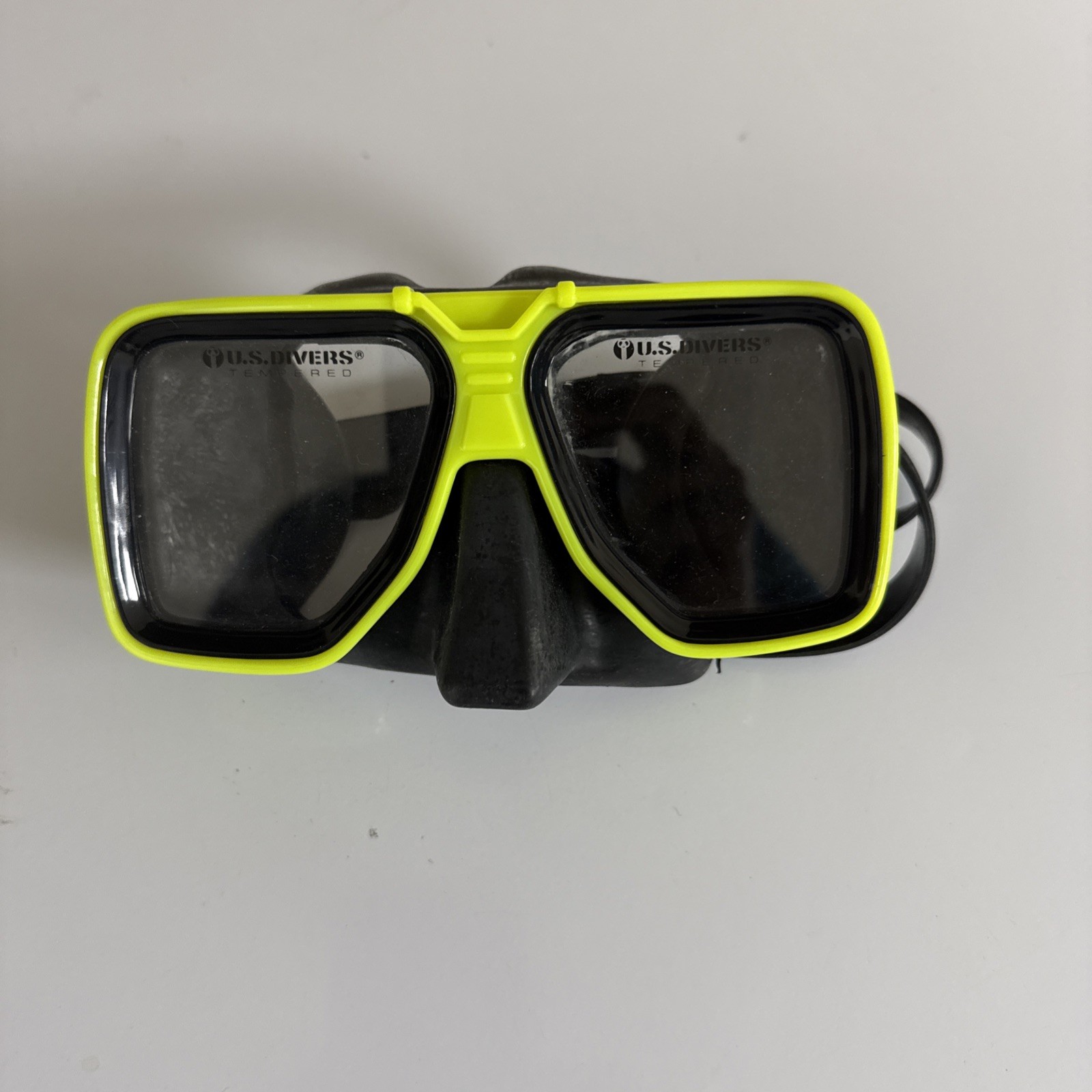 IST Yellow Tempered Glass Swim Scuba Diving Snorkelling Mask Goggles