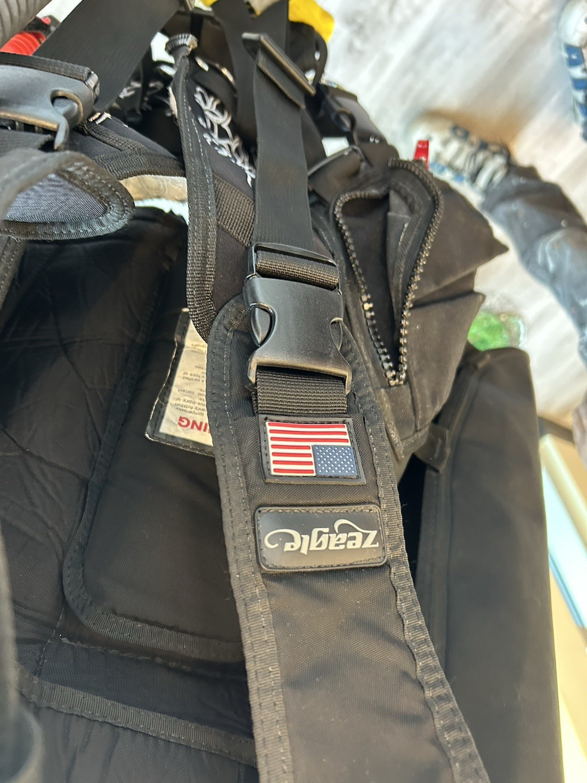 Zeagle Scuba Buoyancy Compensator BCD Black w/ USA Flag Patch