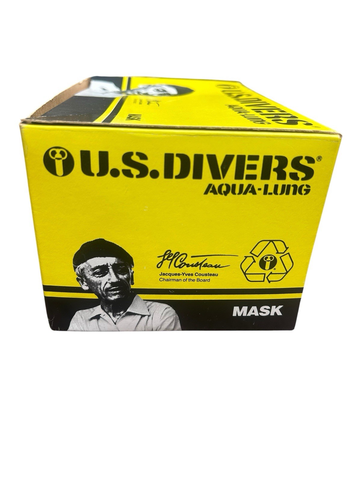 Vintage U.S. Divers Aqualung mask; Jacques-Yves Cousteau W/ Box + More Pink