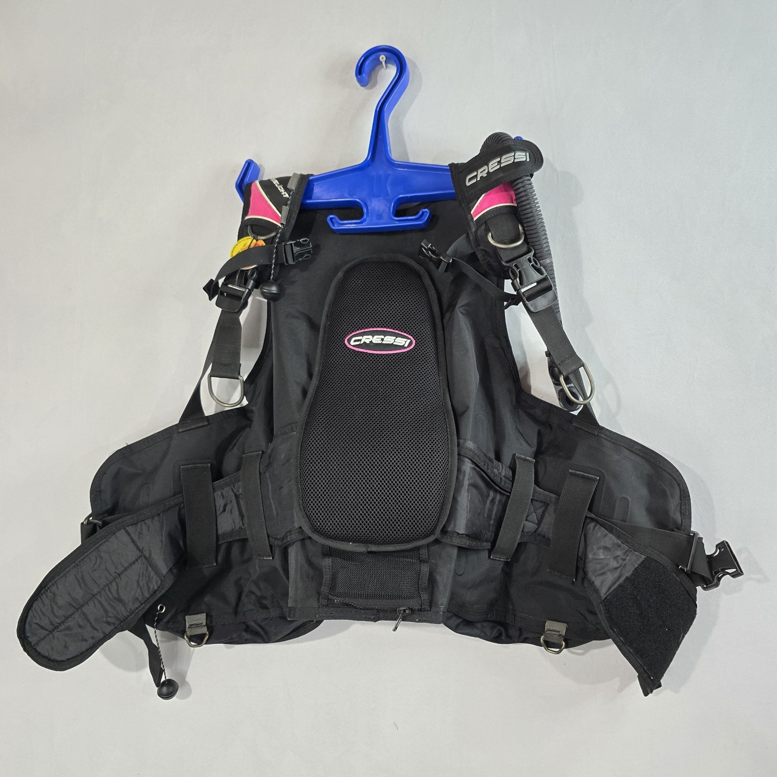 Cressi Travelight Women’s Buoyancy Control Device BCD Vest Pink/Black Medium