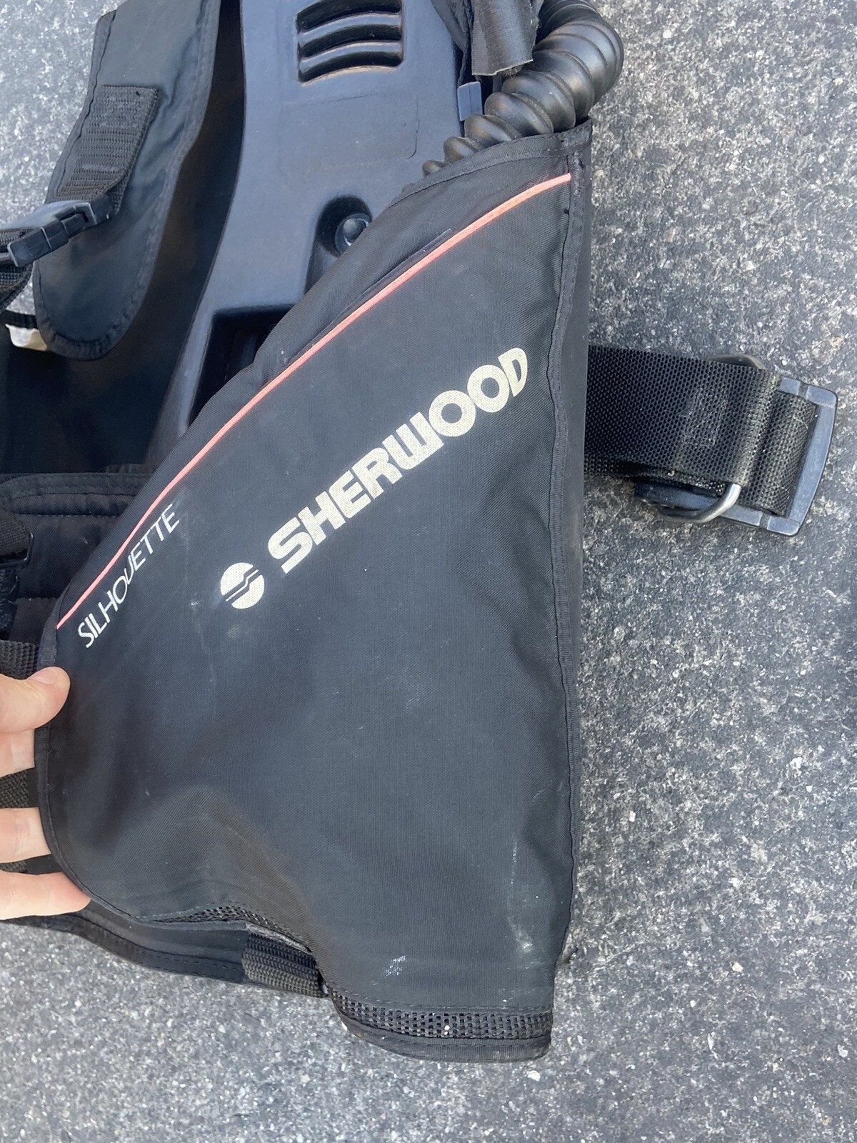 Sherwood Scuba Silhouette Black Vest Size Medium M
