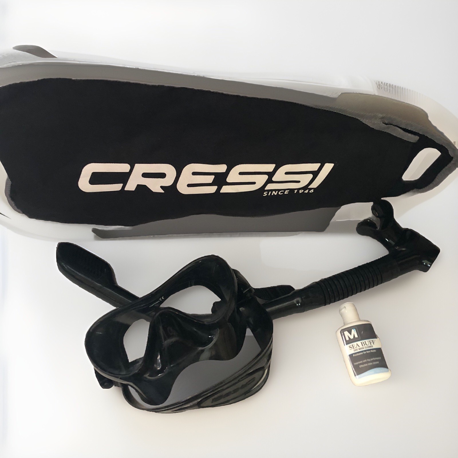 Cressi Snorkel Set Including Mask And Sea Buff