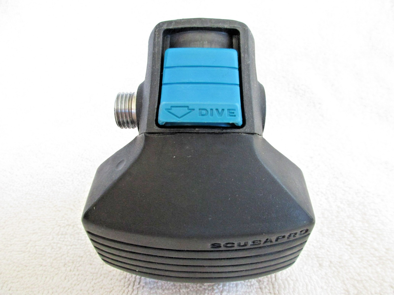 Scubapro D300 2nd Stage Regulator – BENCH TESTED, BREATHS WELL, NO LEAKS