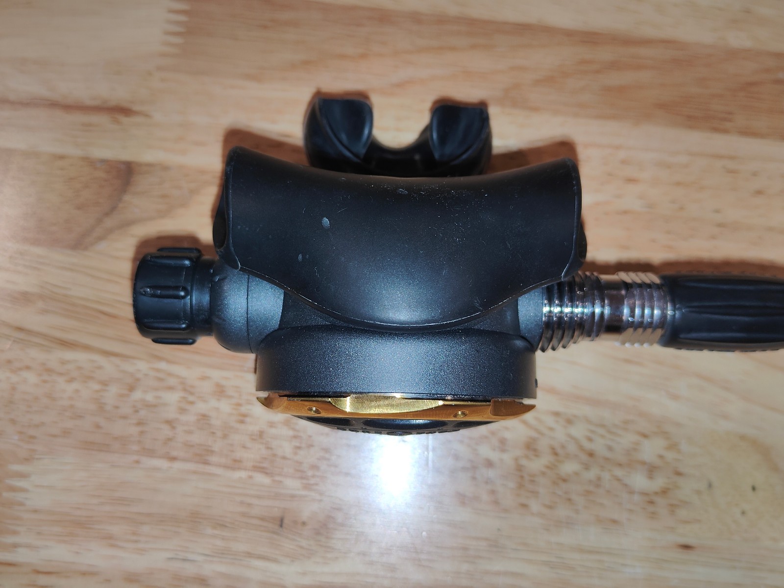 Aqualung Legend Yoke First and Second Stage Regulator Set TESTED GOOD No Leaks