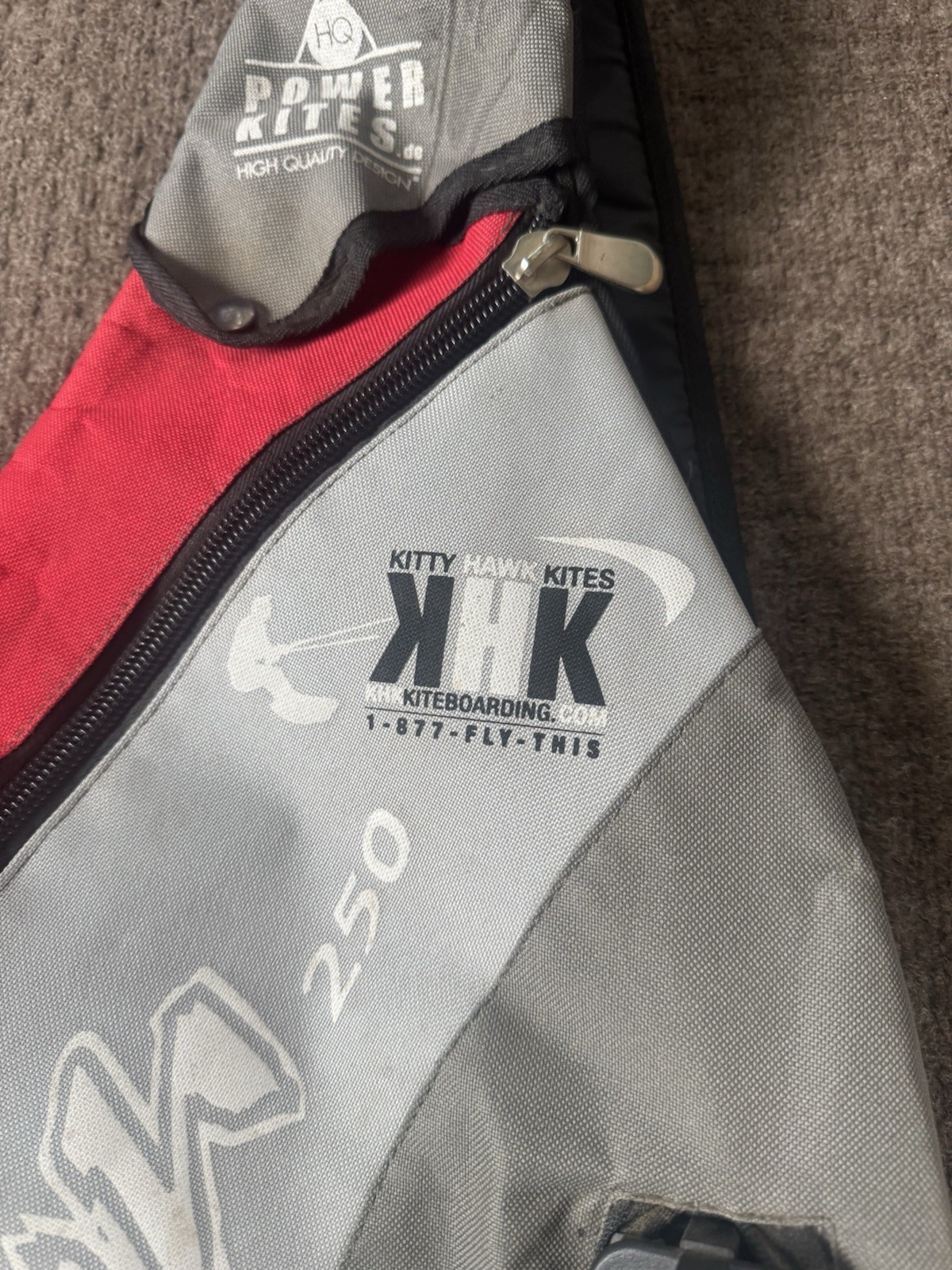 Kitty Hawk Kites Kiteboarding Rush 250 Sling Backpack “Large Zipper” Foil