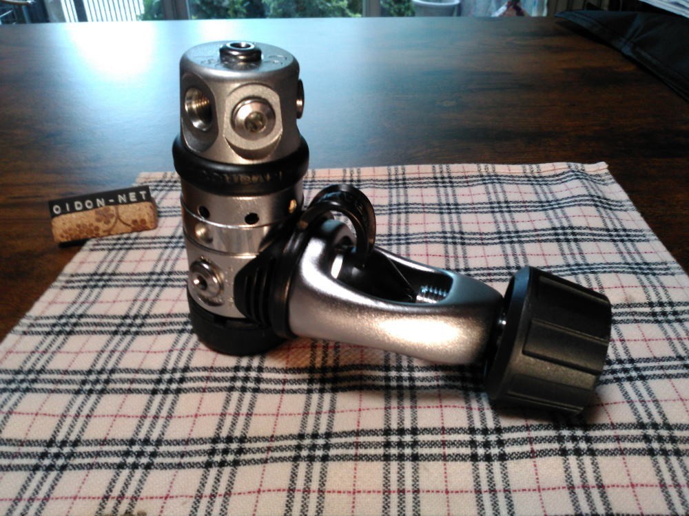 Scubapro MK20 / 80519 Regulator First Stage, Pressure checked; no air leaks