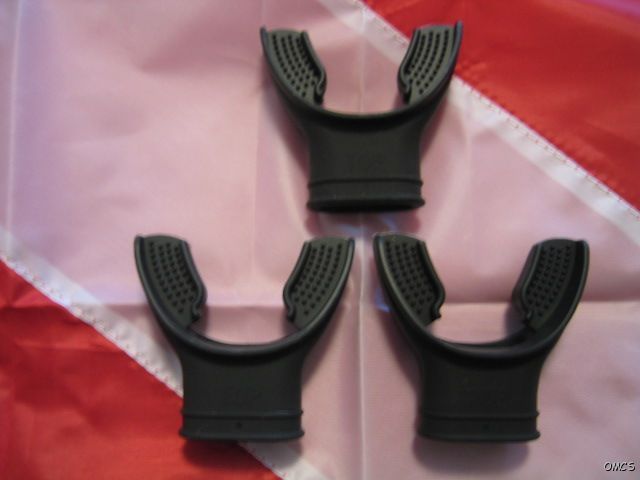 SCUBA DIVING 3 – NEW $9 STANDARD BLACK SILICONE RUBBER REGULATOR MOUTHPIECES