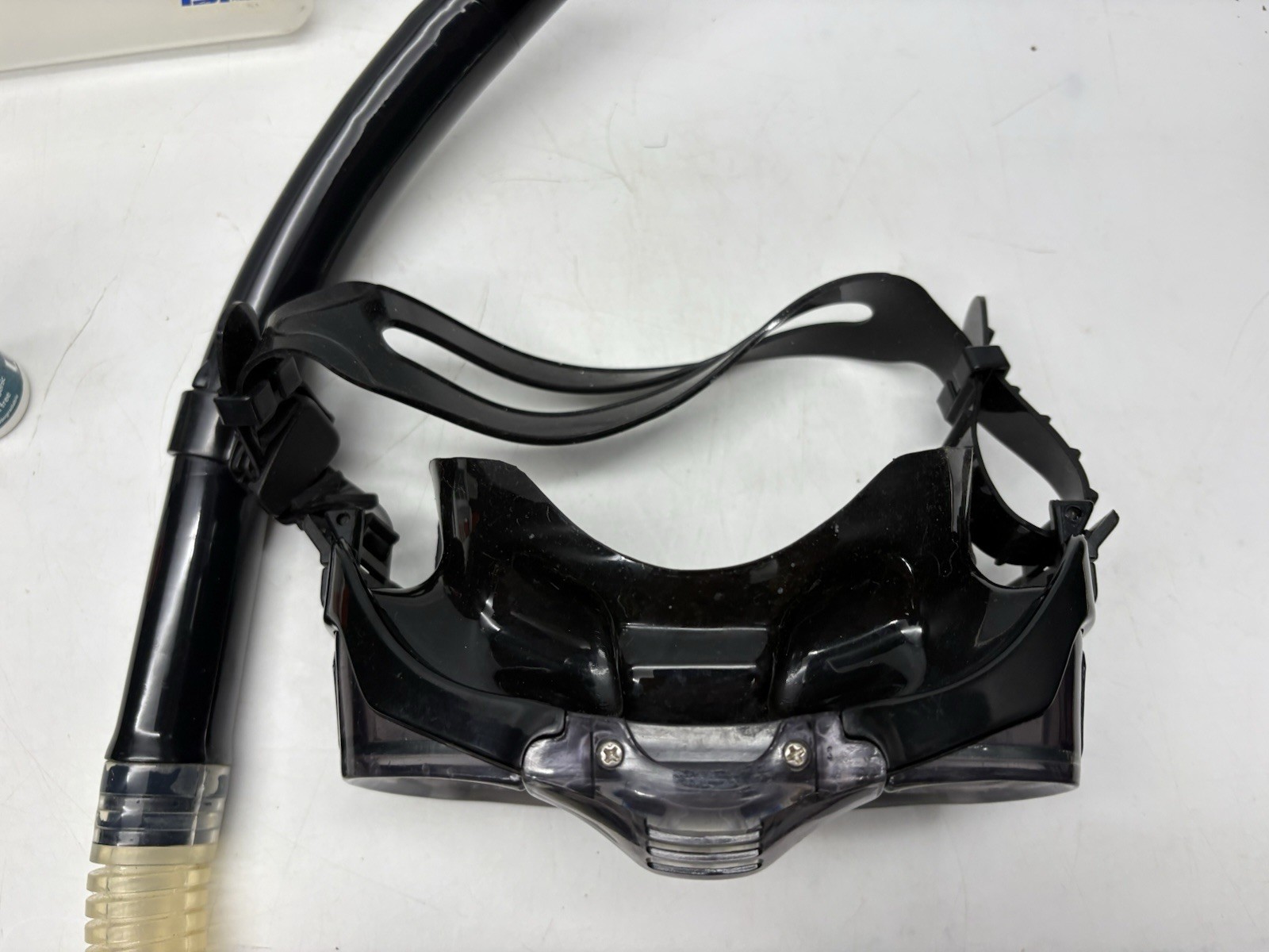 CUBAPRO Snorkel & IST Panoramic Mask Set with Sea Drops & Scrub Cleaner + Case