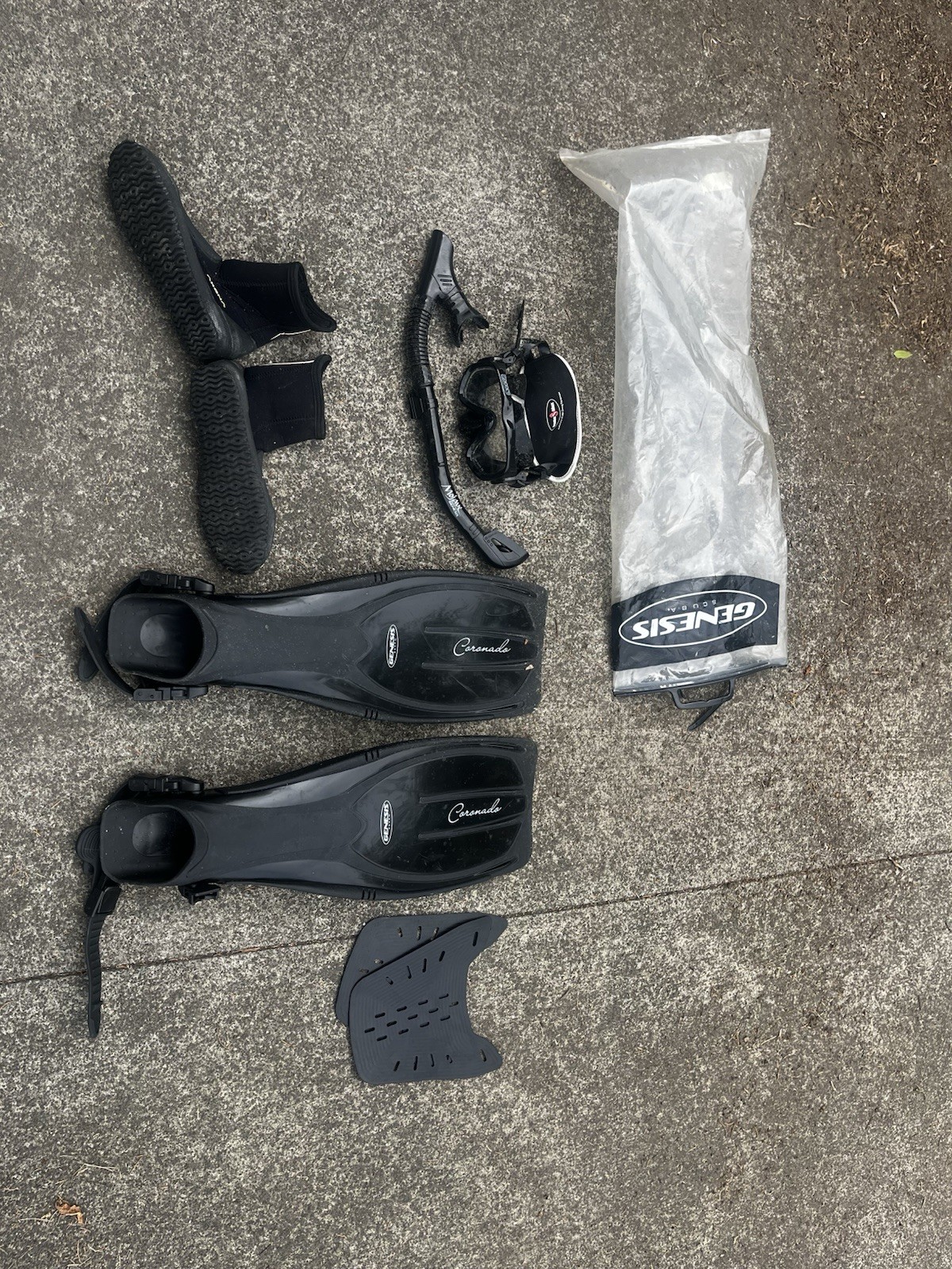 Genesis scuba/snorkel Set