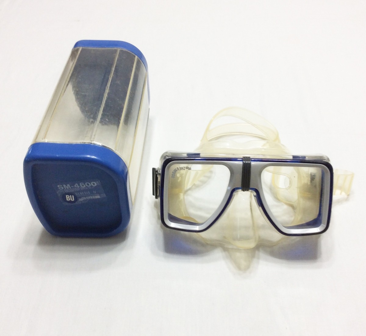 GENESIS IV SHERWOOD SM-4600 SNORKELING Scuba Diving GOGGLES w/CASE