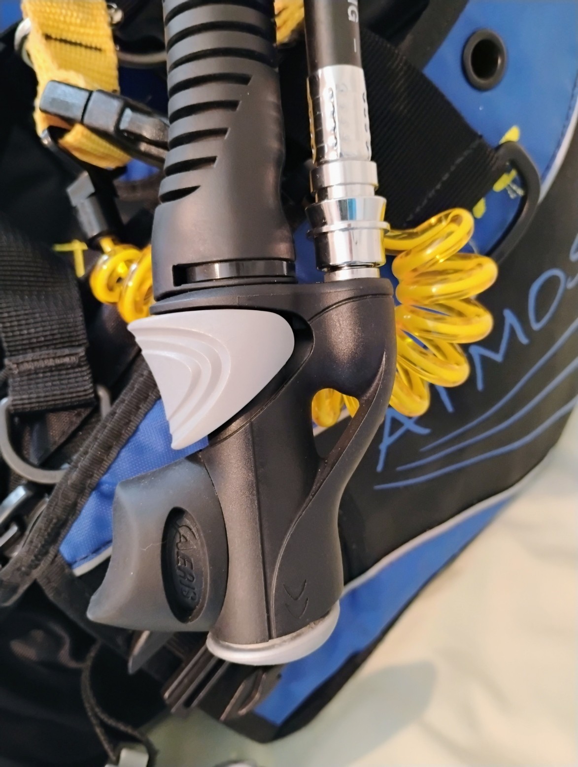 Aeris Atmos Buoyancy Compensator (M) fully rigged New