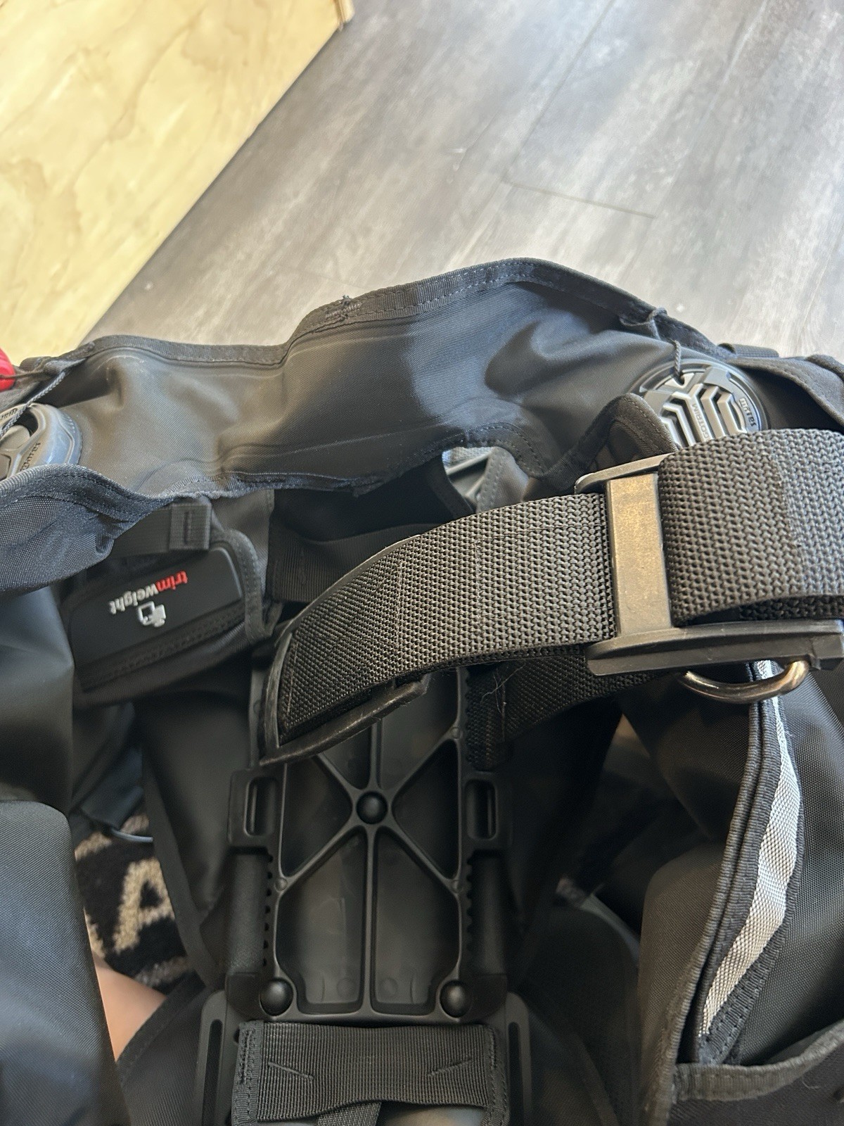 Mares Guardian Ergotrim – Size M – Demo Model