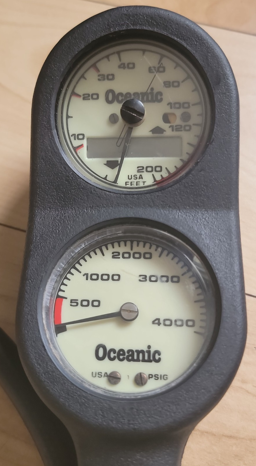 Oceanic 200ft Depth Gauge Puck Scuba Dive Aqualung Regulator Meter UNTESTED READ