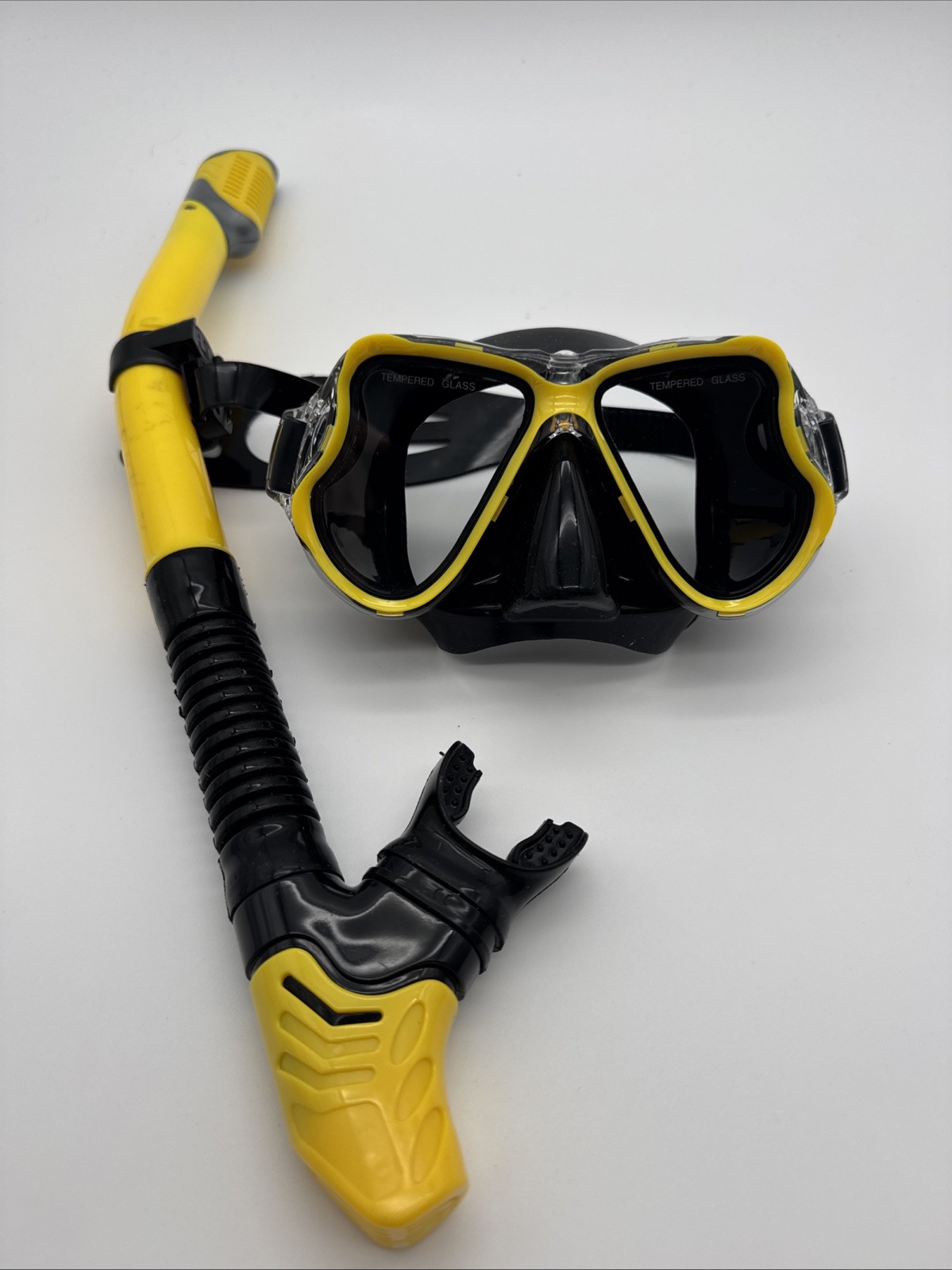 Eastern Watersports Pro Dry Snorkel Set Mask & Snorkel Black Yellow Adult