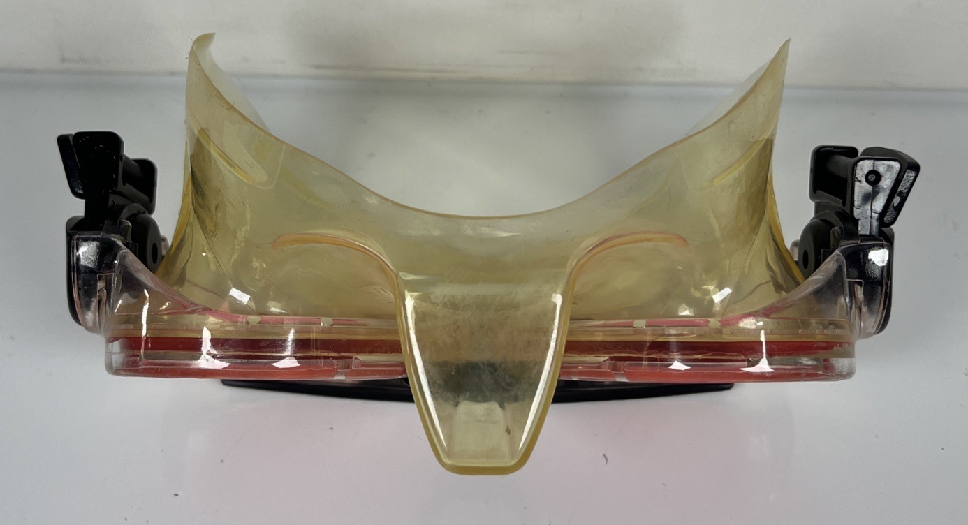 SeaVision Scuba Diving Mask Goggles Pink Tinted Lens With Clear Frame In Box