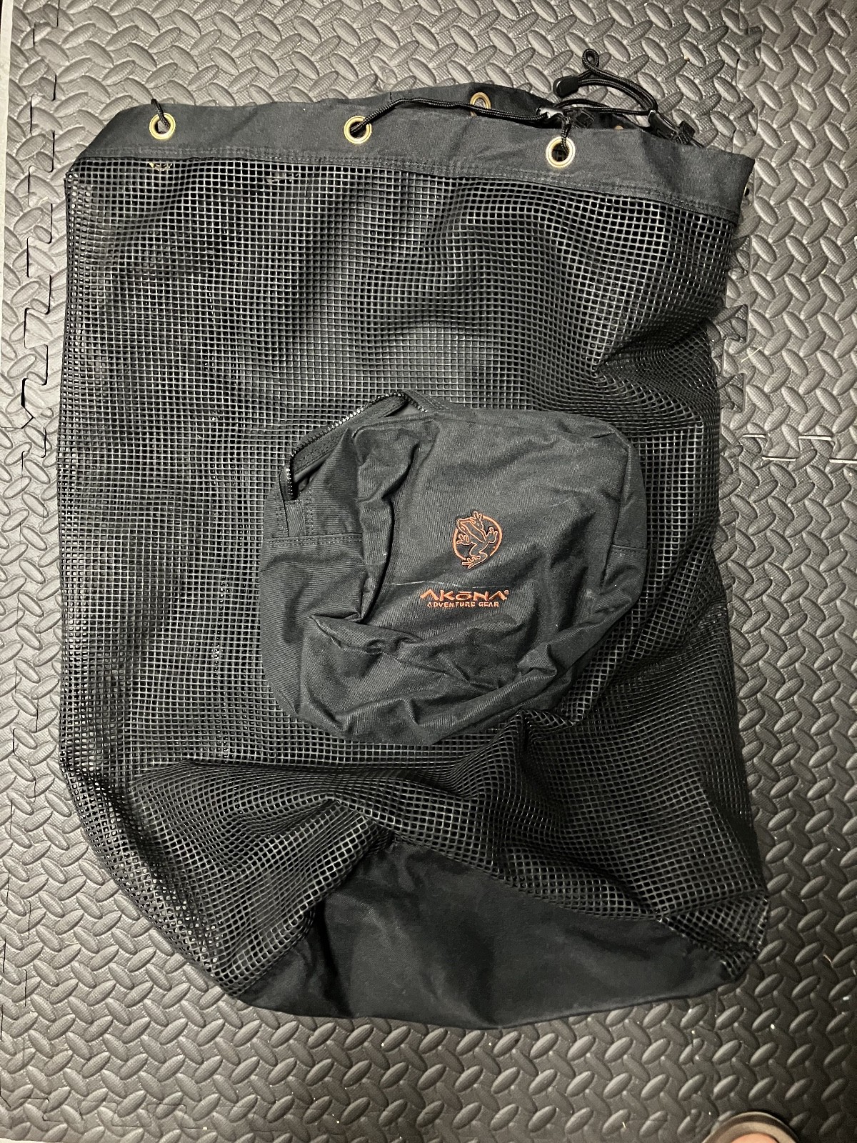 Akona Scuba /Snorkeling Gear Large Mesh Duffle Backpack 30×15