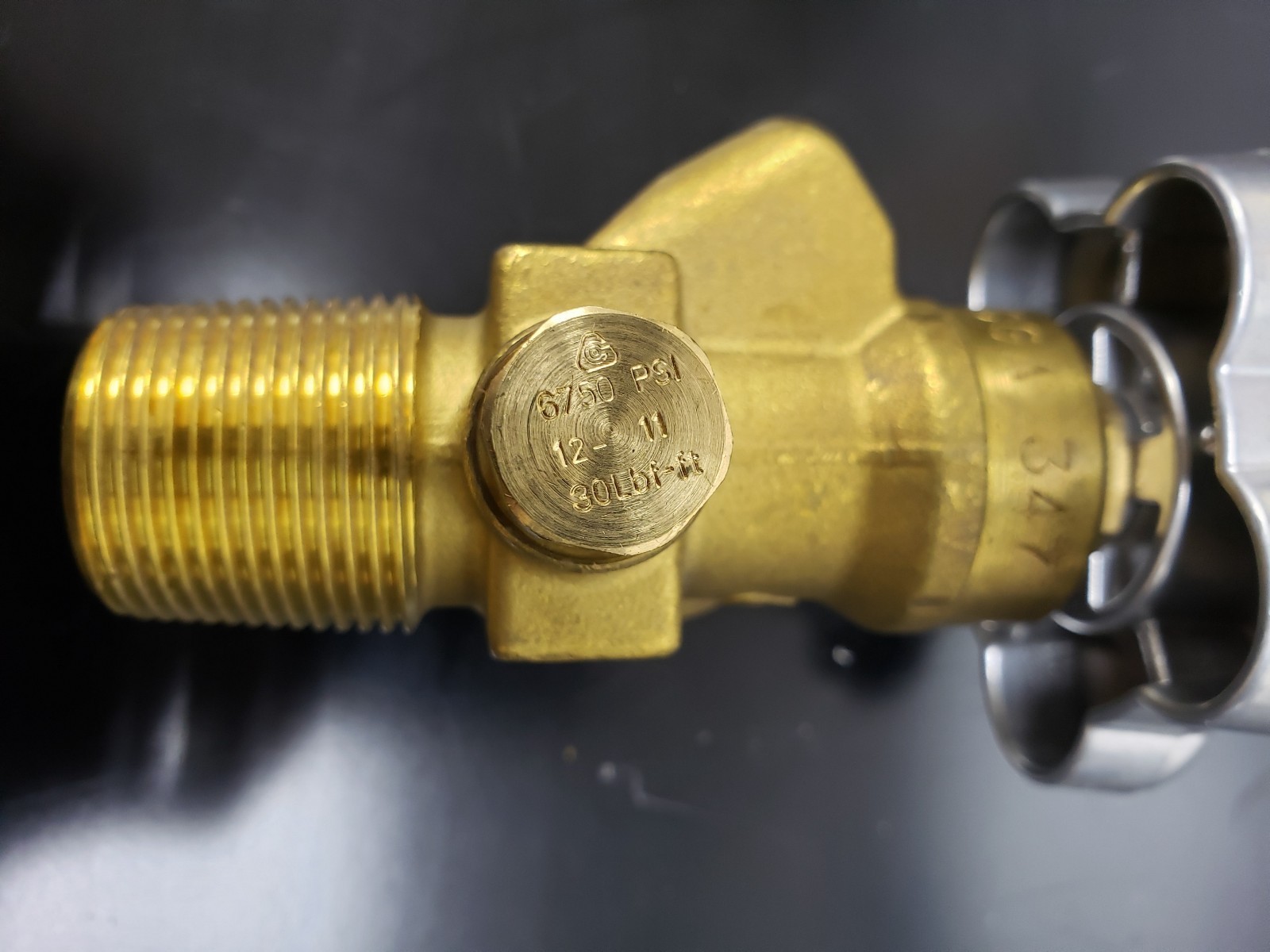 CGA 347 Sherwood Valve Brass, 25E, Air Valve, with Gauge
