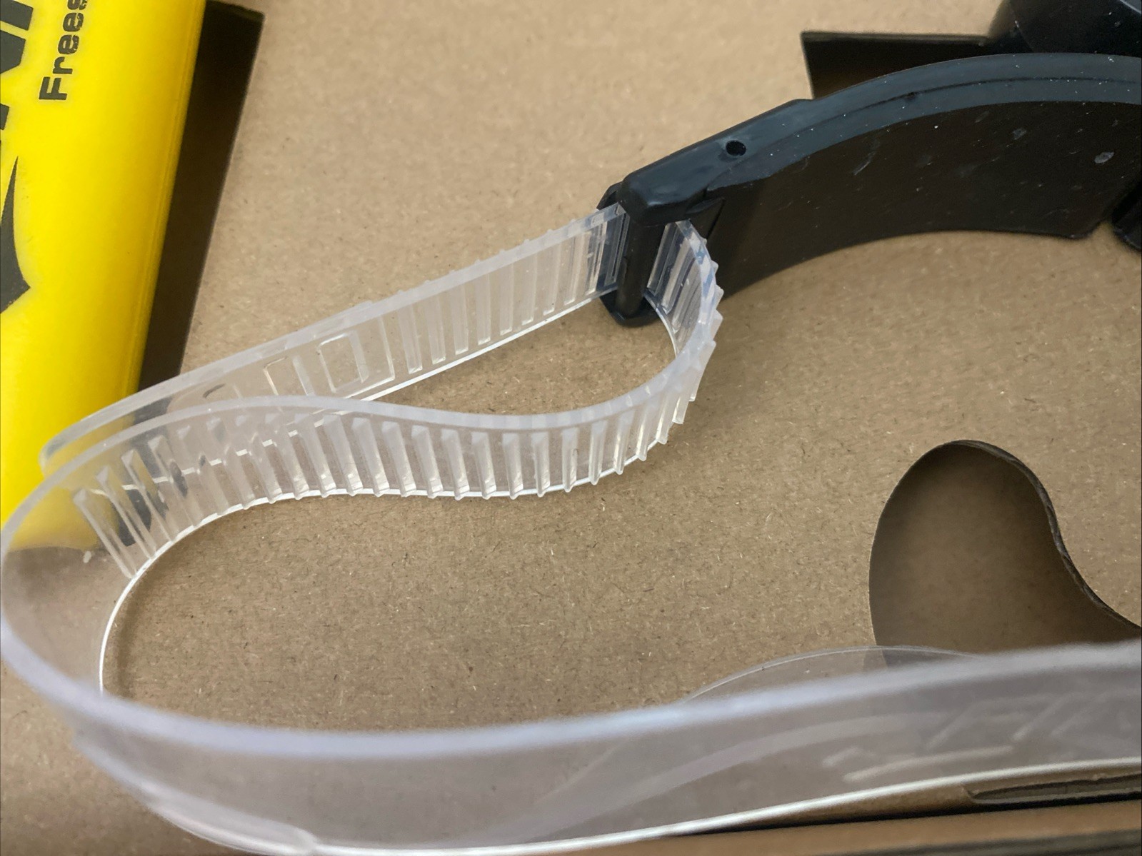 FINIS Freestyle Center-Mount Swimming Snorkel , Yellow, Adult