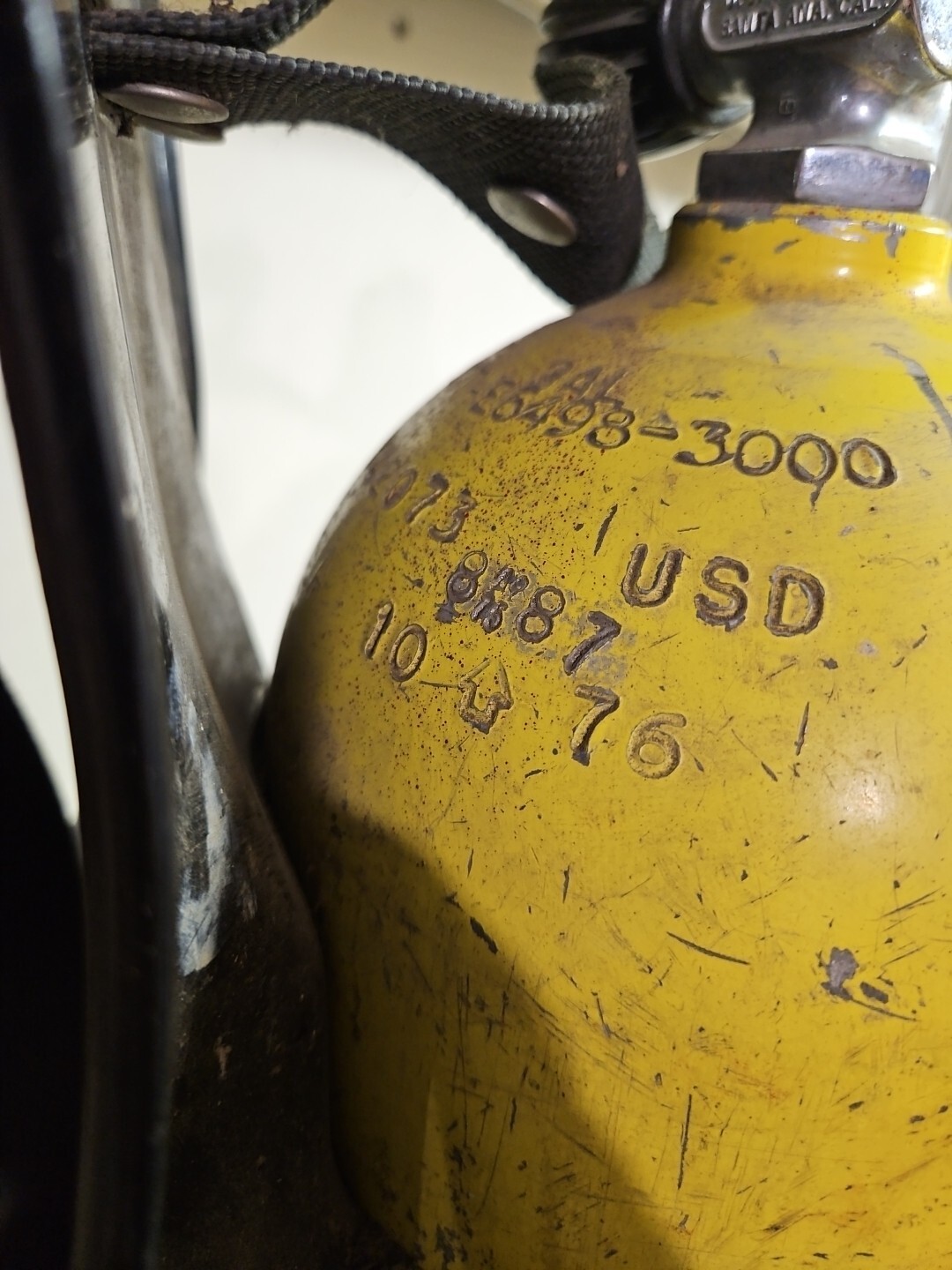 US DIVERS Aluminum Aqua Lung Cylinder Tank, Vintage