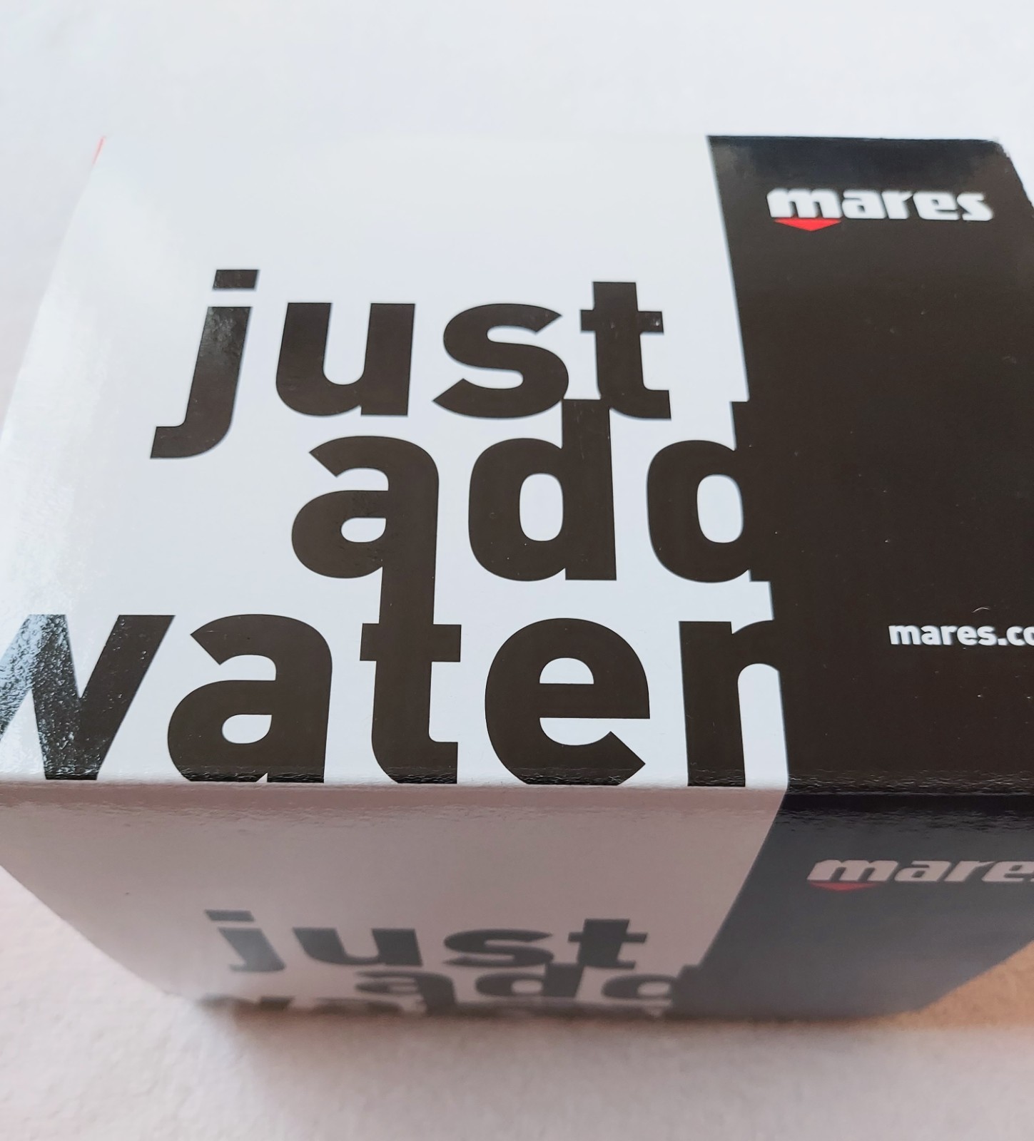 Mares Puck Pro + , model 414135 super clean with screen protector