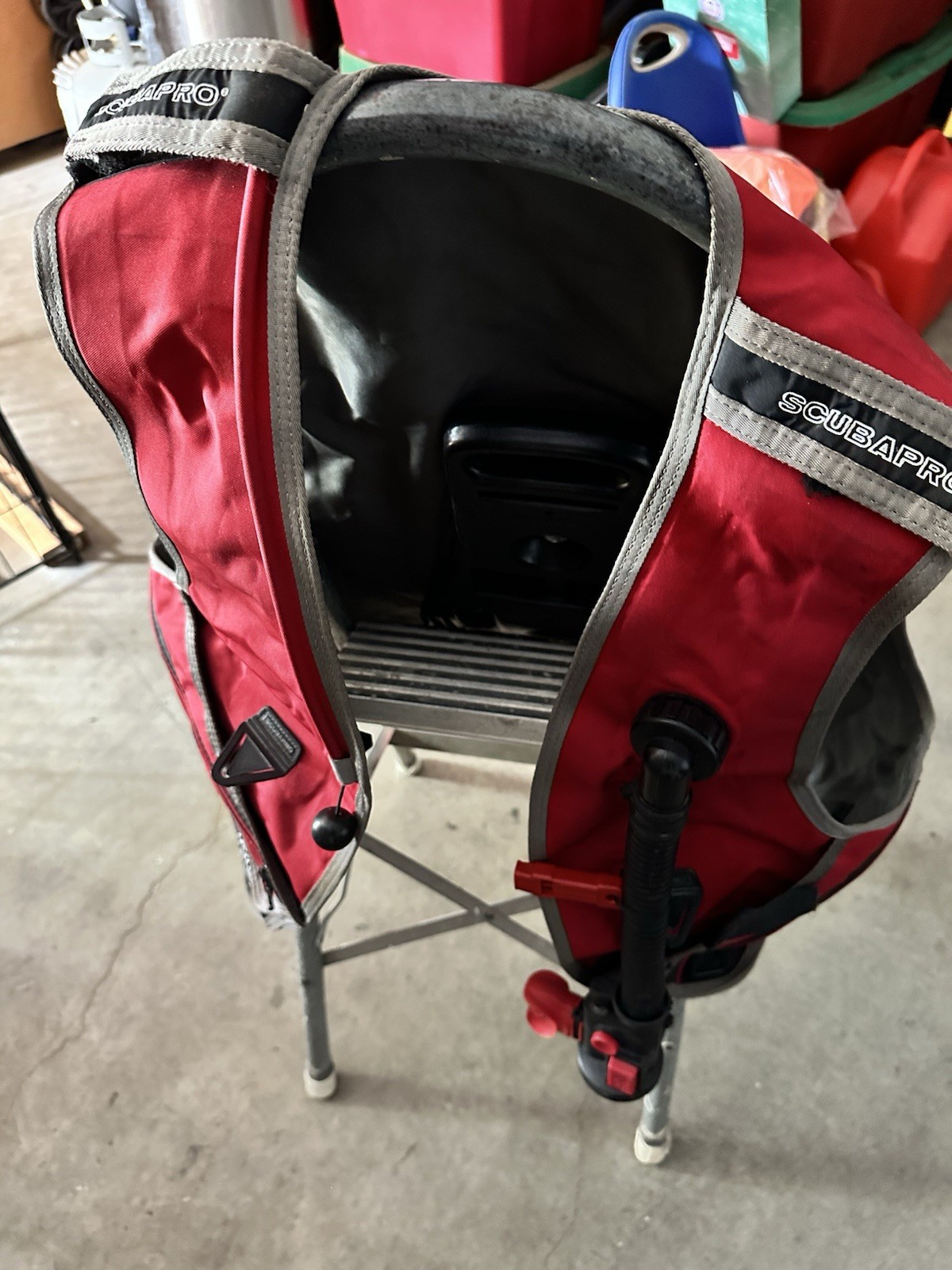 SCUBAPRO Finseal Scuba Diving Buoyancy Compensator – Size XL