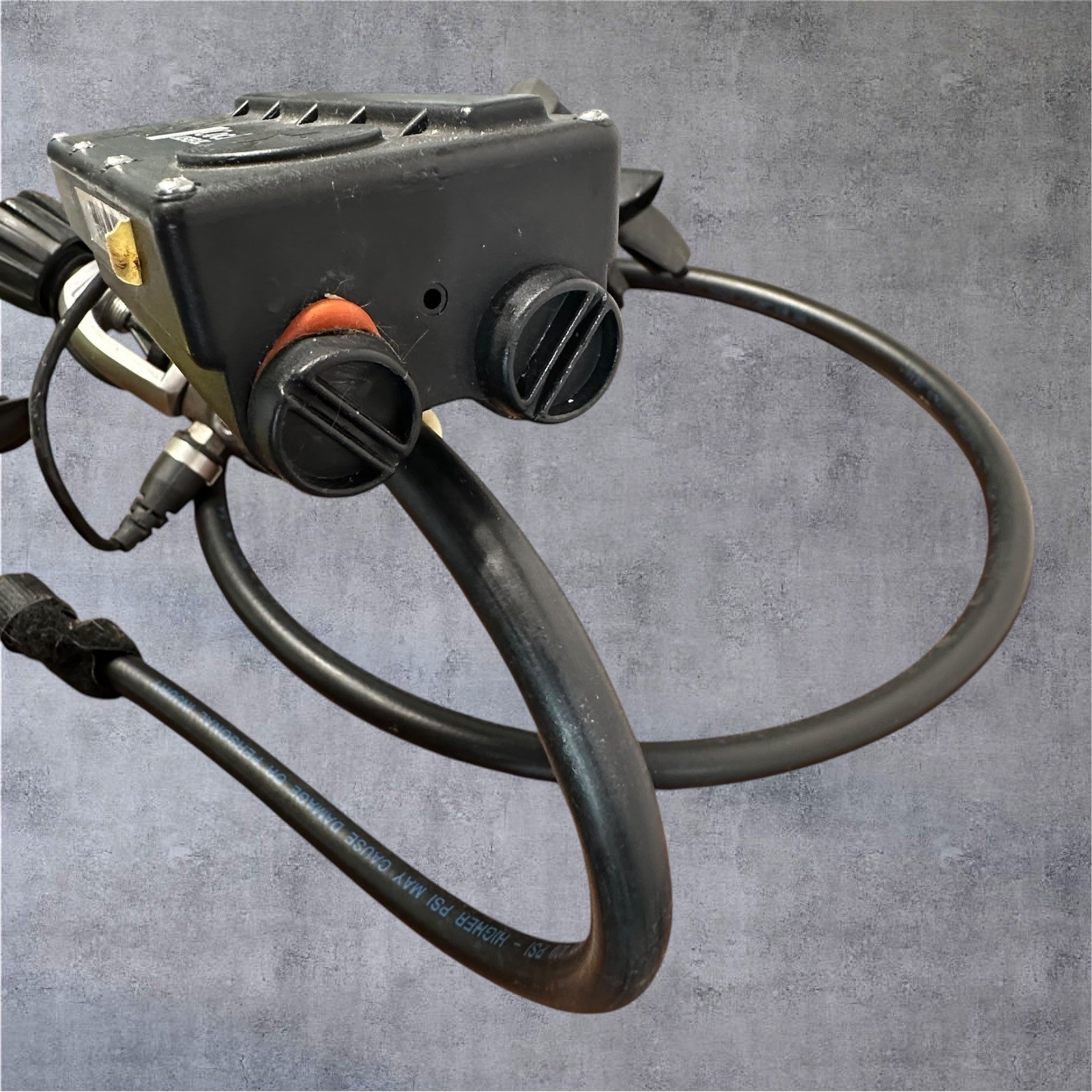 Sherwood Scuba Maximus Regulator Set Cochran Dive Computer Black