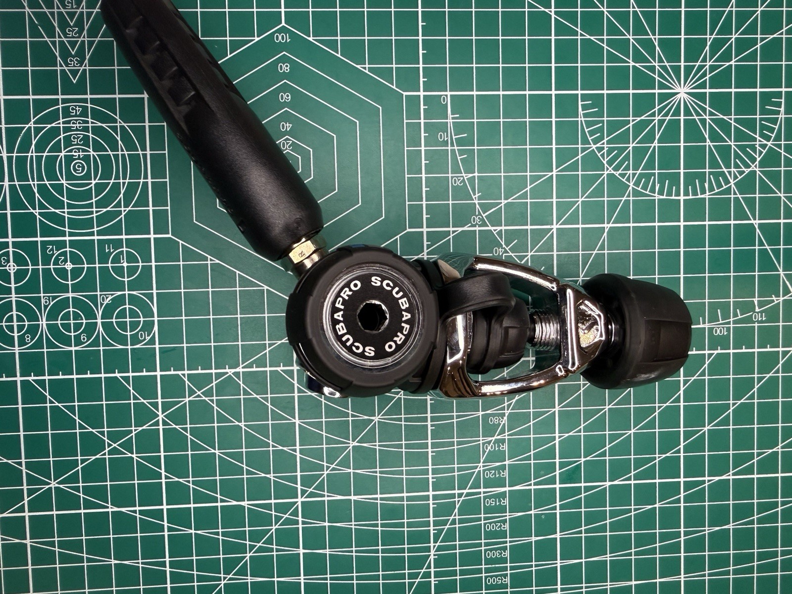 Scubapro Mk11 EVO/C370 Scuba Diving Regulator-Yoke-MINT CONDITION