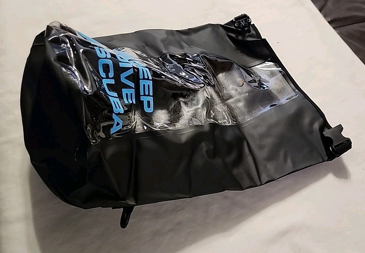DEEP DIVE SCUBA WATERPROOF DRY BAG 18in X 15in BLACK