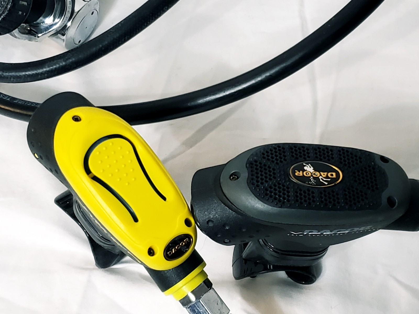 Dacor Viper Tec 1st & 2nd Stage w/ Oceanic Octopus & Genesis Dive Gauge