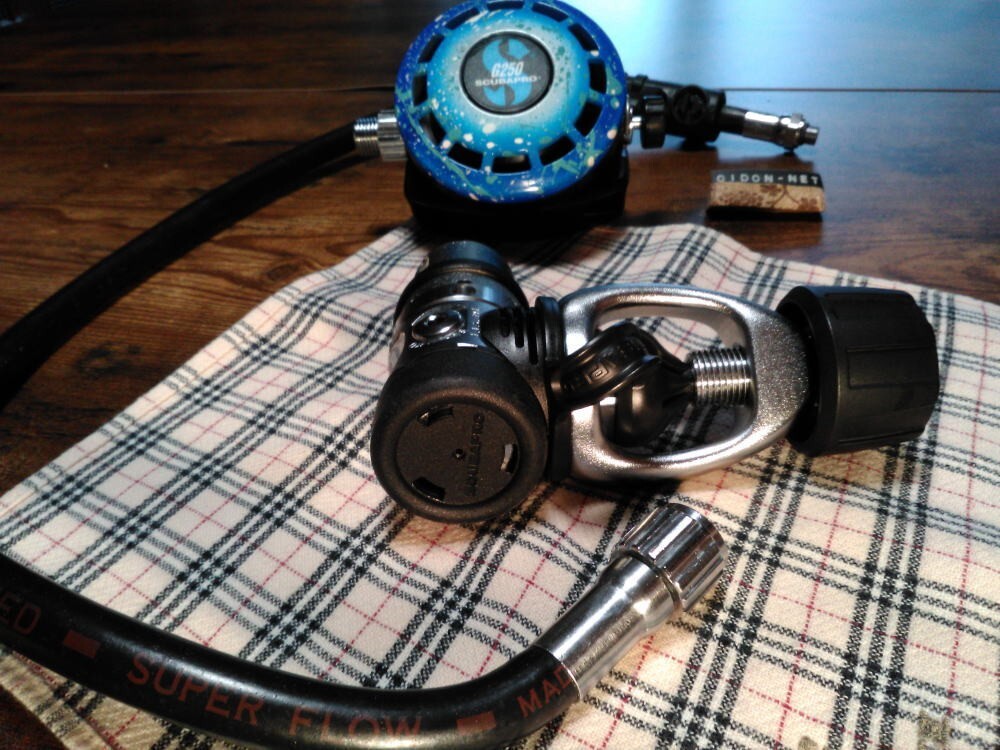 Rare VINTAGE Scubapro MK20/G250,HARD-TO-FIND, Good condition.