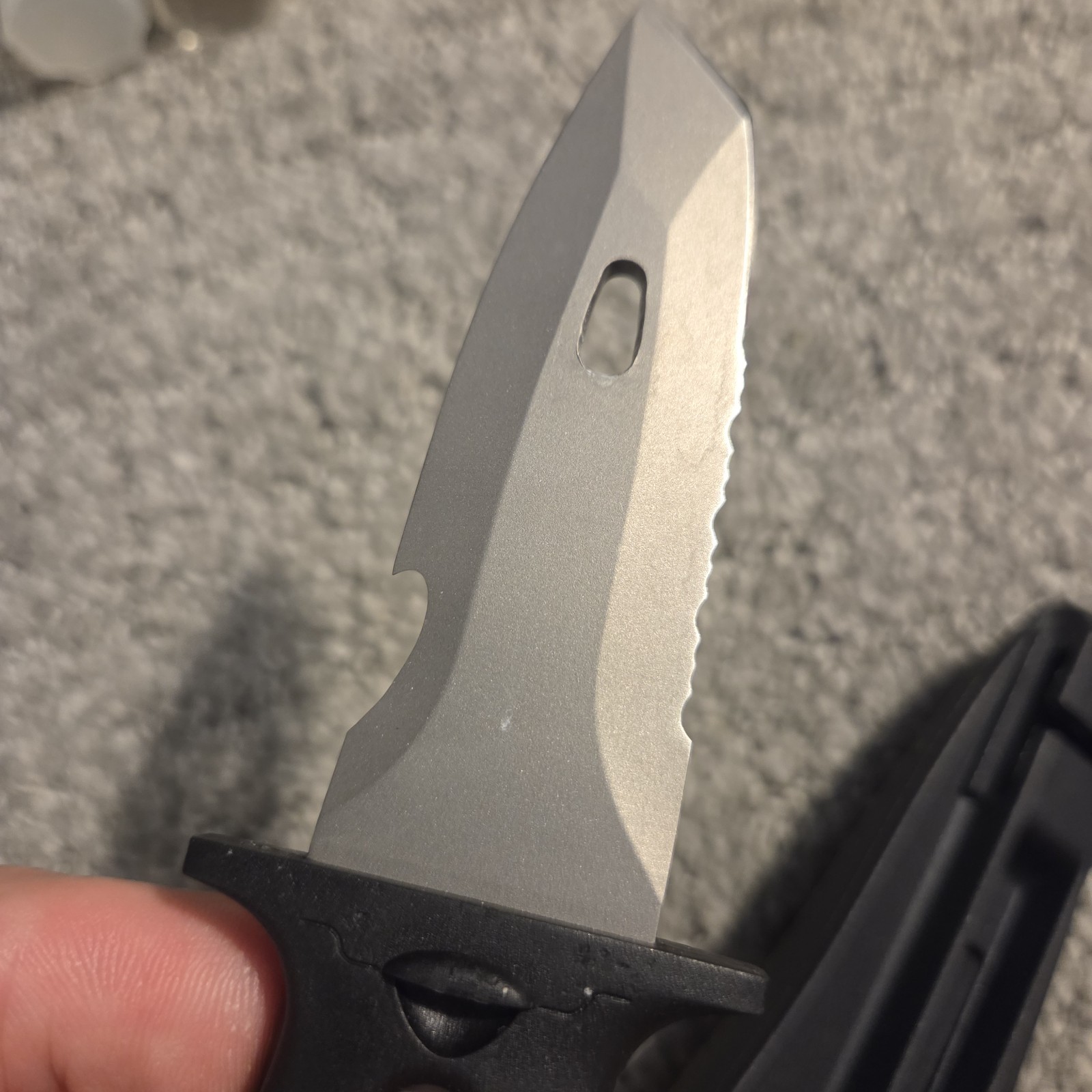 Scubapro Mako Diving Knife with 3.5-Inch Blade – TITANIUM