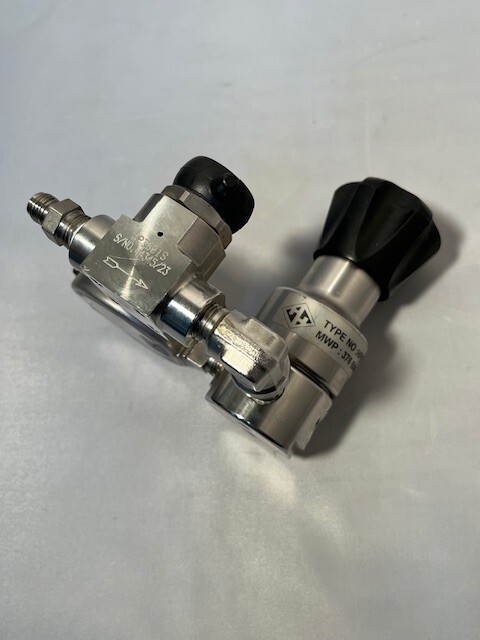 Regulator (Reducing from 5450psi) 1/4″ Aqua Environment Hale Hamilton 415-6000