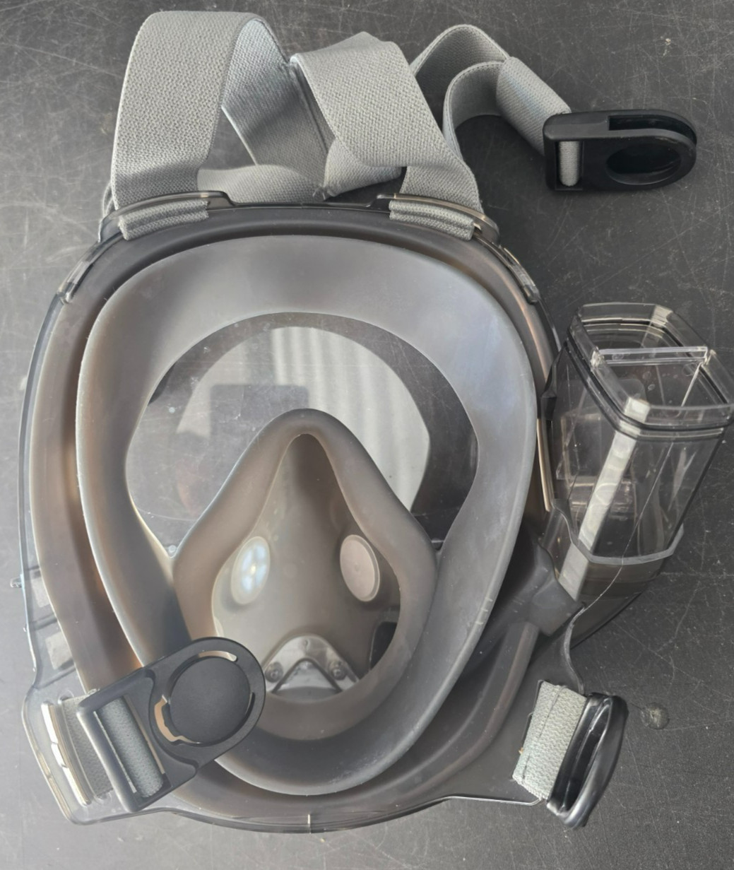 Oceanic Full Face Snorkelling Mask – Large **Some missing accessories** 1893025