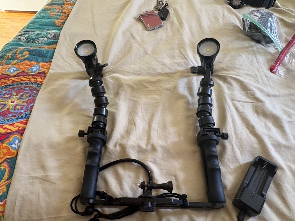 Jaunt D40F underwater photograpy lights 4000 lumen with extensions and frame
