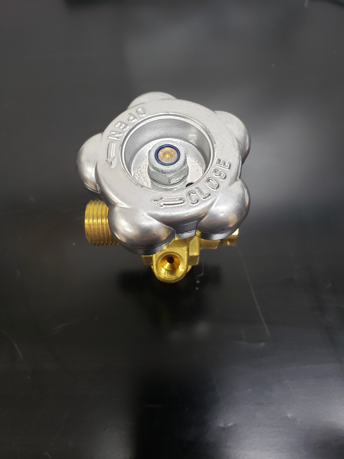 CGA 347 Sherwood Valve Brass, 25E, Air Valve, with Gauge