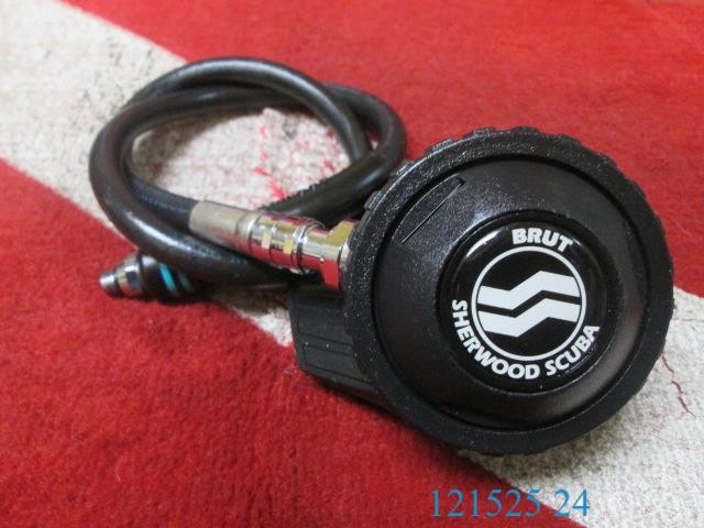 SCUBA DIVING PRE-OWNED SHERWOOD BRUT PRIMARY SECOND STAGE REGULATOR MINT!