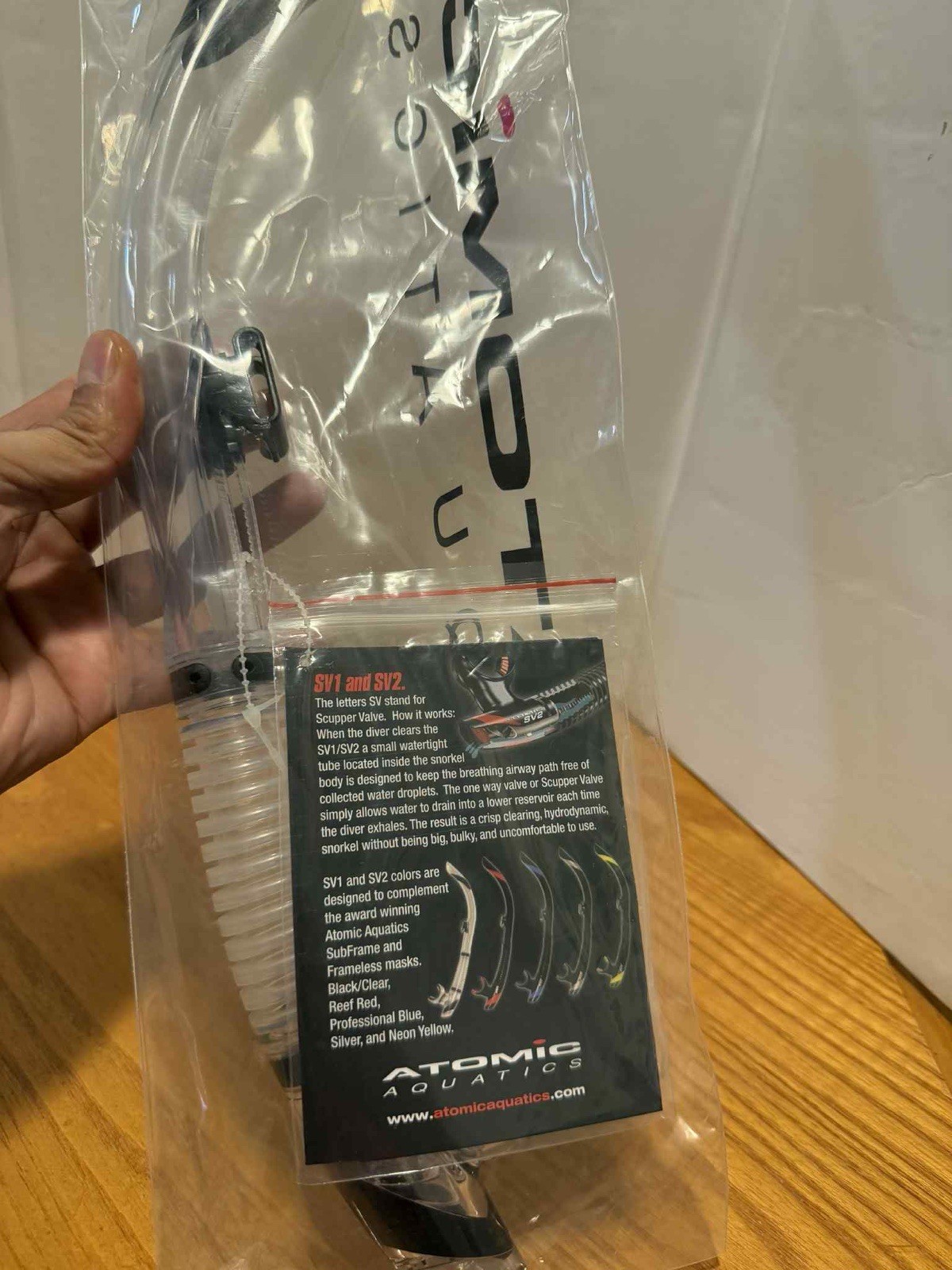 Atomic Aquatics SV2 Snorkel Clear/ Black