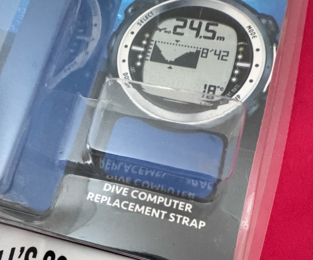 SUUNTO SCUBA D9 WRIST COMPUTER WITH FRESH BATTERY AND NEW CUSTOM WATCH BAND!