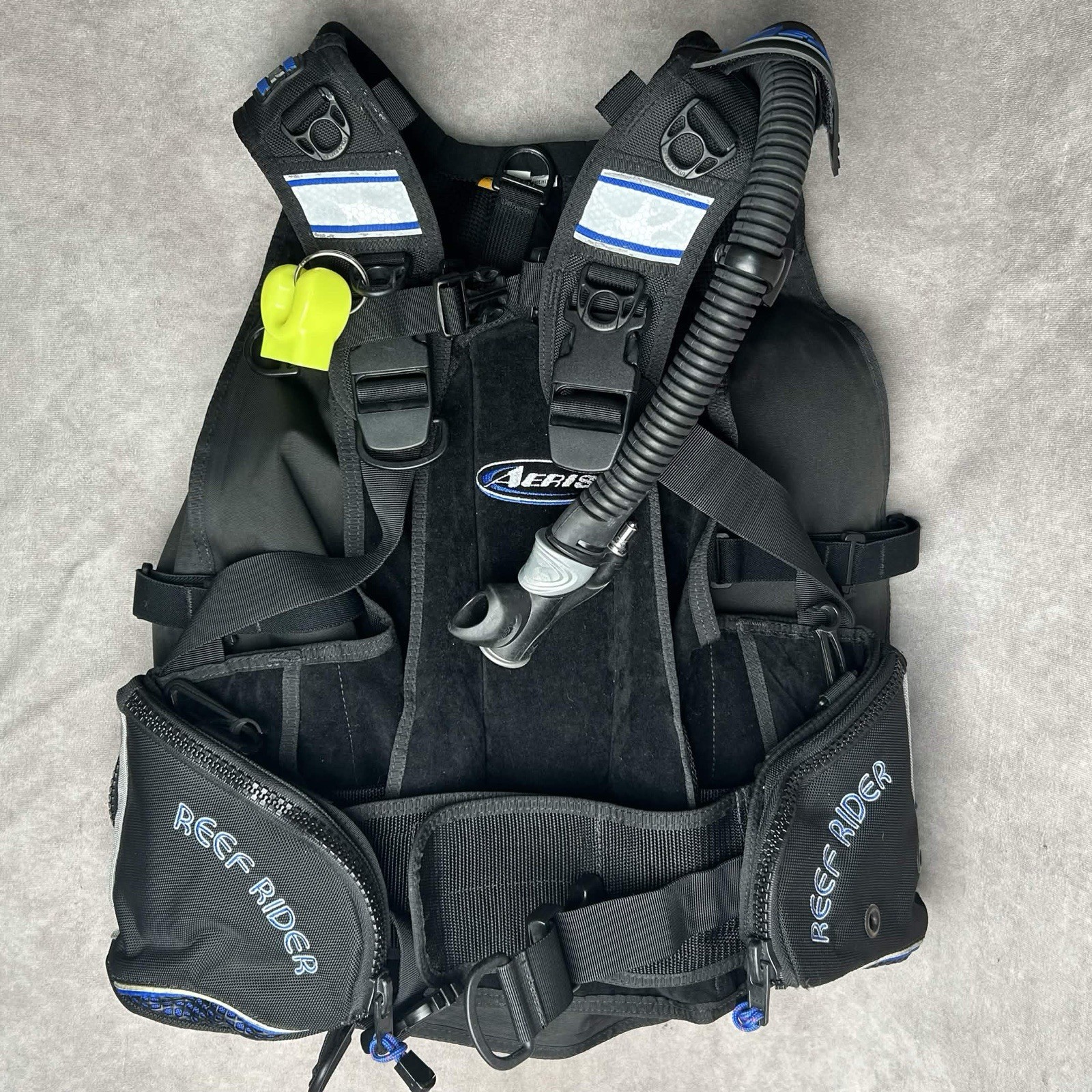 Aeris Reef Rider Compact/Travel Scuba Diving Size Medium