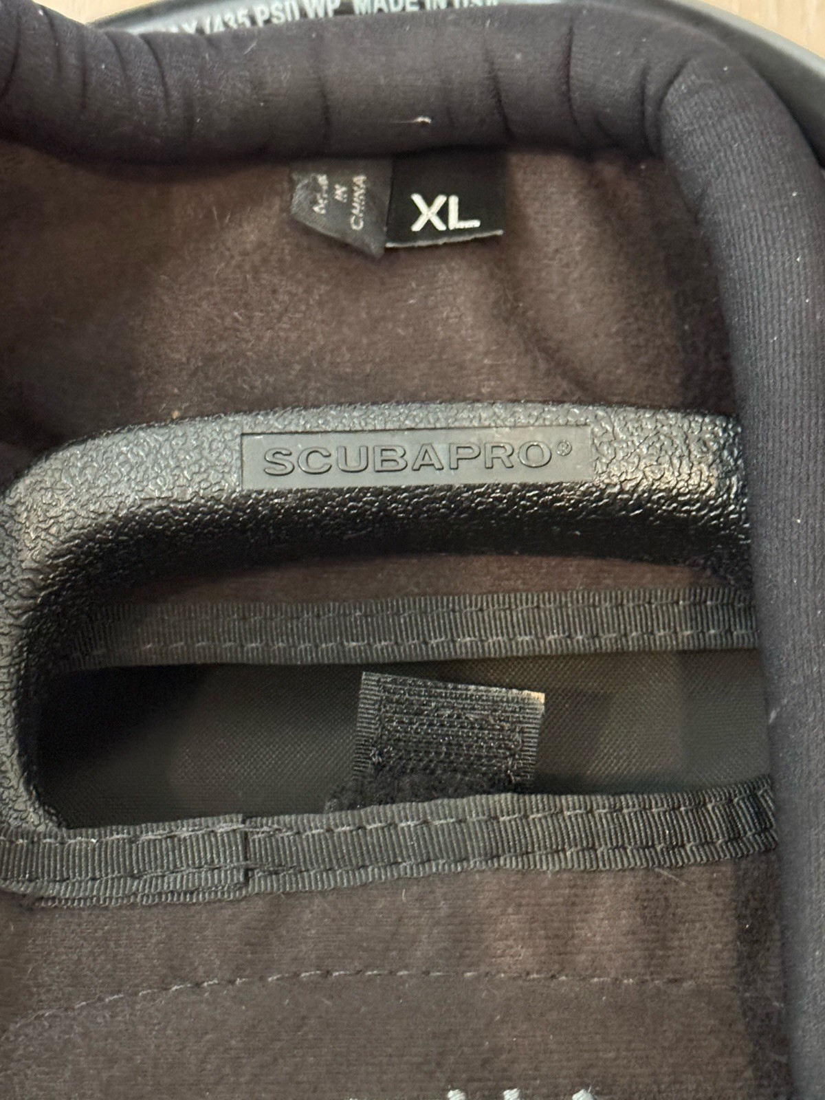 SCUBAPRO NIGHTHAWK BCD XL WEIGHT POCKETS, LATE MODEL,NEVER BEEN WET! ($650 Reg)
