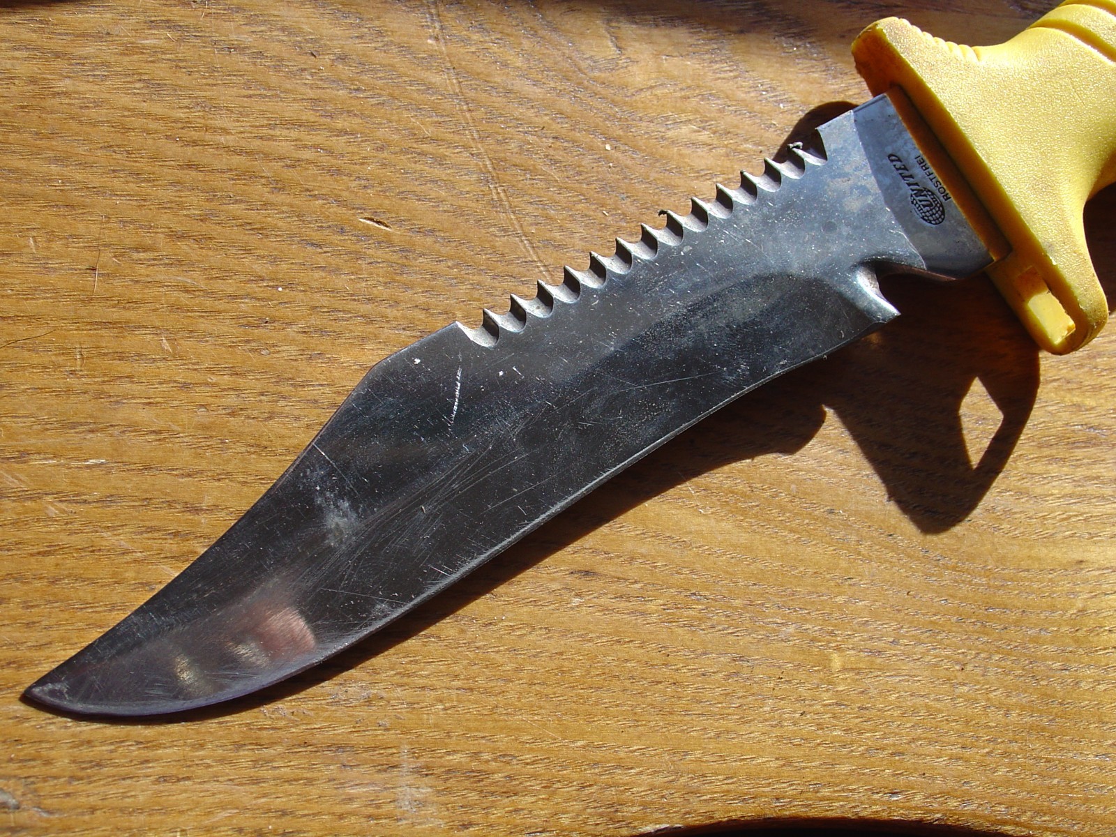 Vtg Yellow Handle United Cutlery Rostfrei Dive Divers Knife UC773-Y Italy