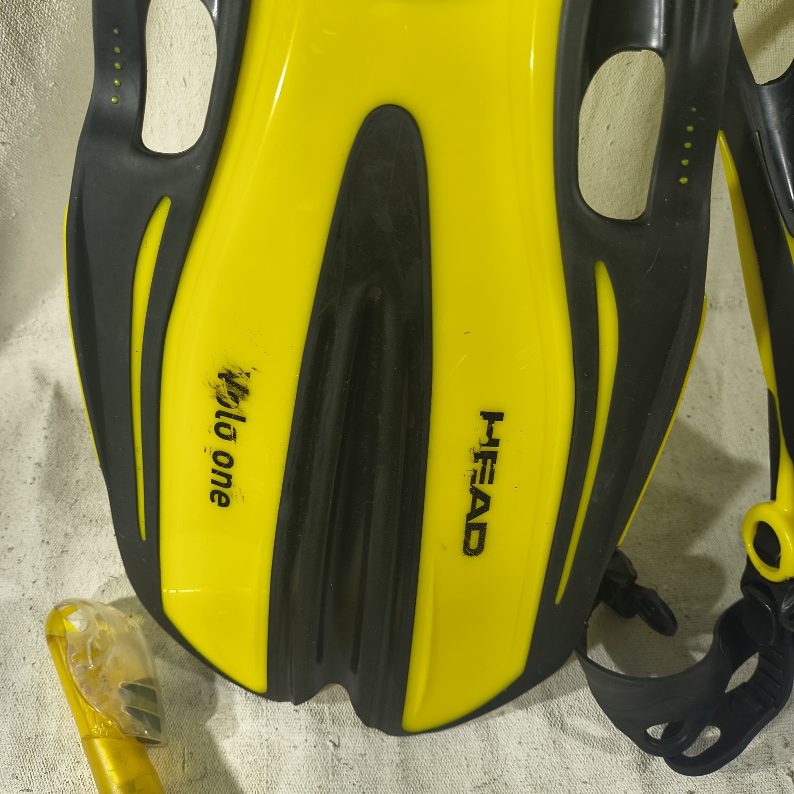 Head Volo One L/XL Yellow And Black Scuba Set Snorkel And Fins
