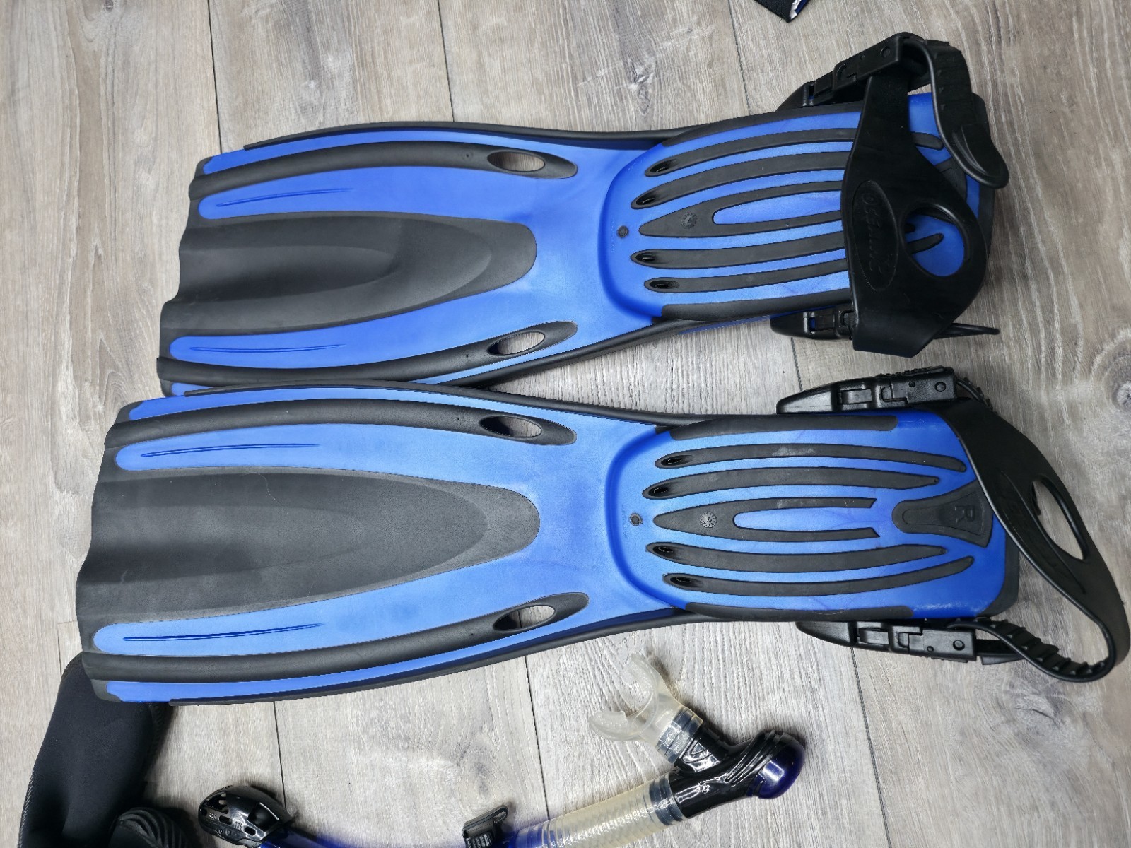 Premium Scuba Diving & Snorkeling Kit – Oceanic, Aqua Lung, Deep See & Henderson