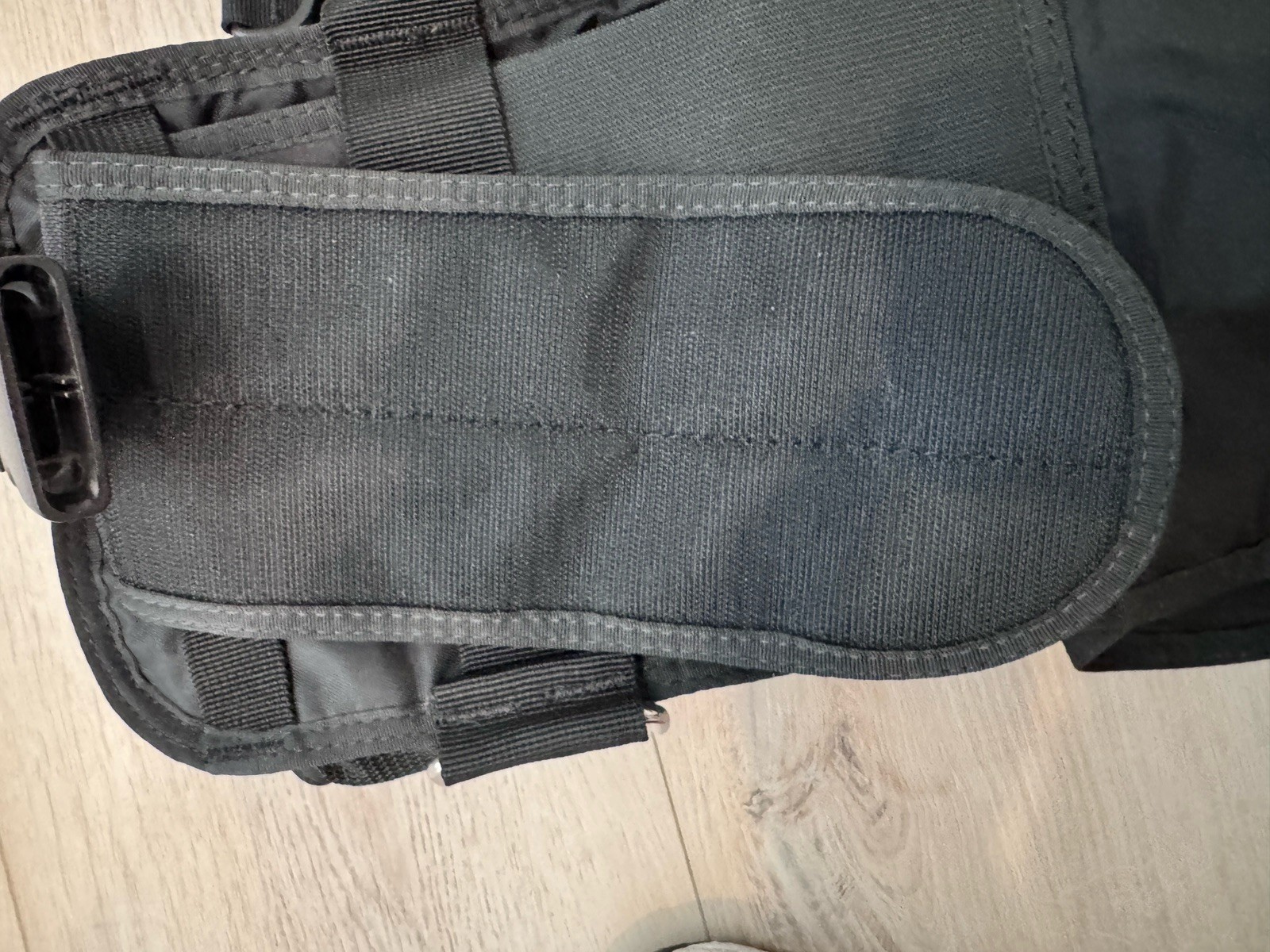 SCUBAPRO NIGHTHAWK BCD XL WEIGHT POCKETS, LATE MODEL,NEVER BEEN WET! ($650 Reg)