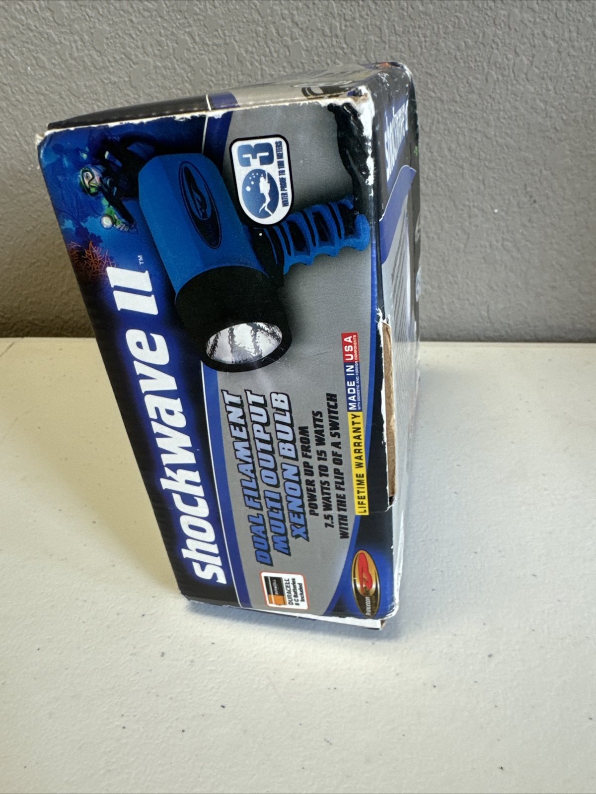 Waterproof Divers Flashlight Princeton Tec Shockwave II Blue Dive Light
