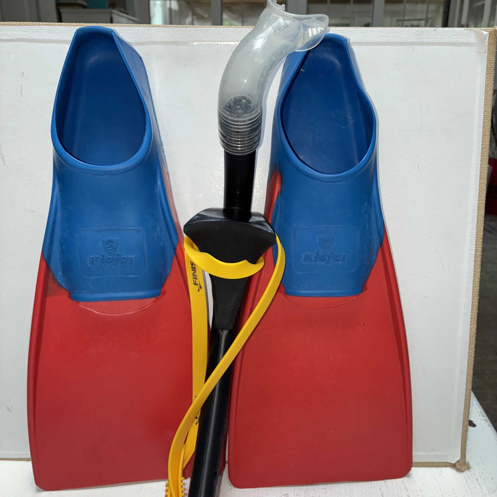 Finis Jr Training Swimming Snorkel Adjustable Head strap & Keifer Fins 5-7