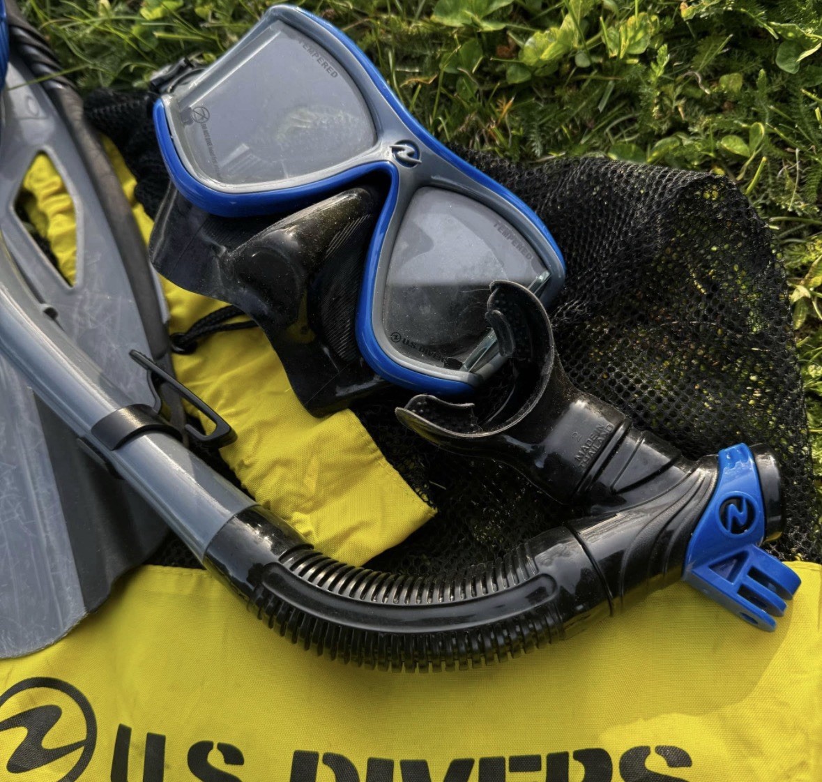Us Divers Complete Snorkel Set Adult Size L Snorkeling Mask Fins Tube Carry Bag