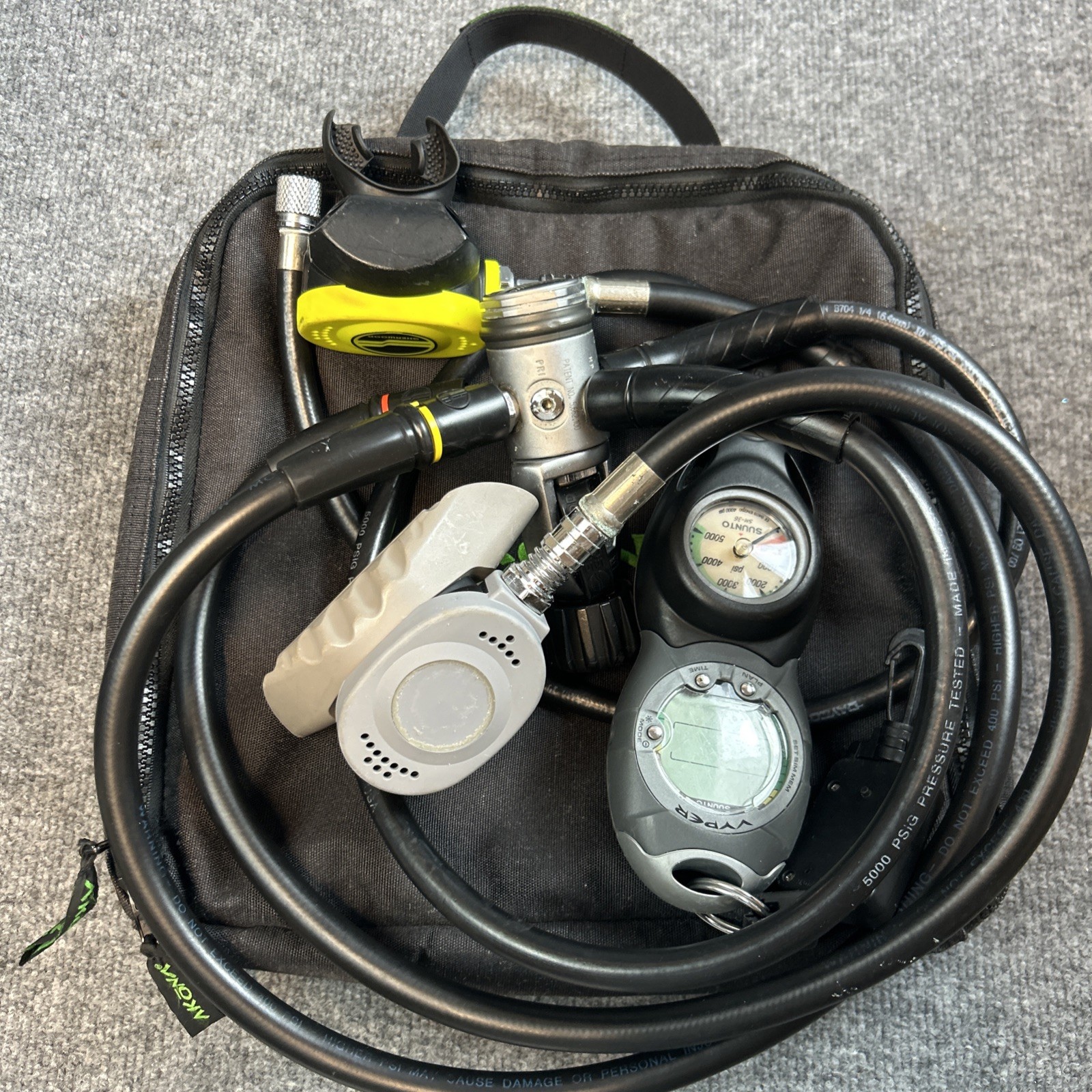 Sherwood Scuba Blizzard regulator with octopus second stage Vyper Computer