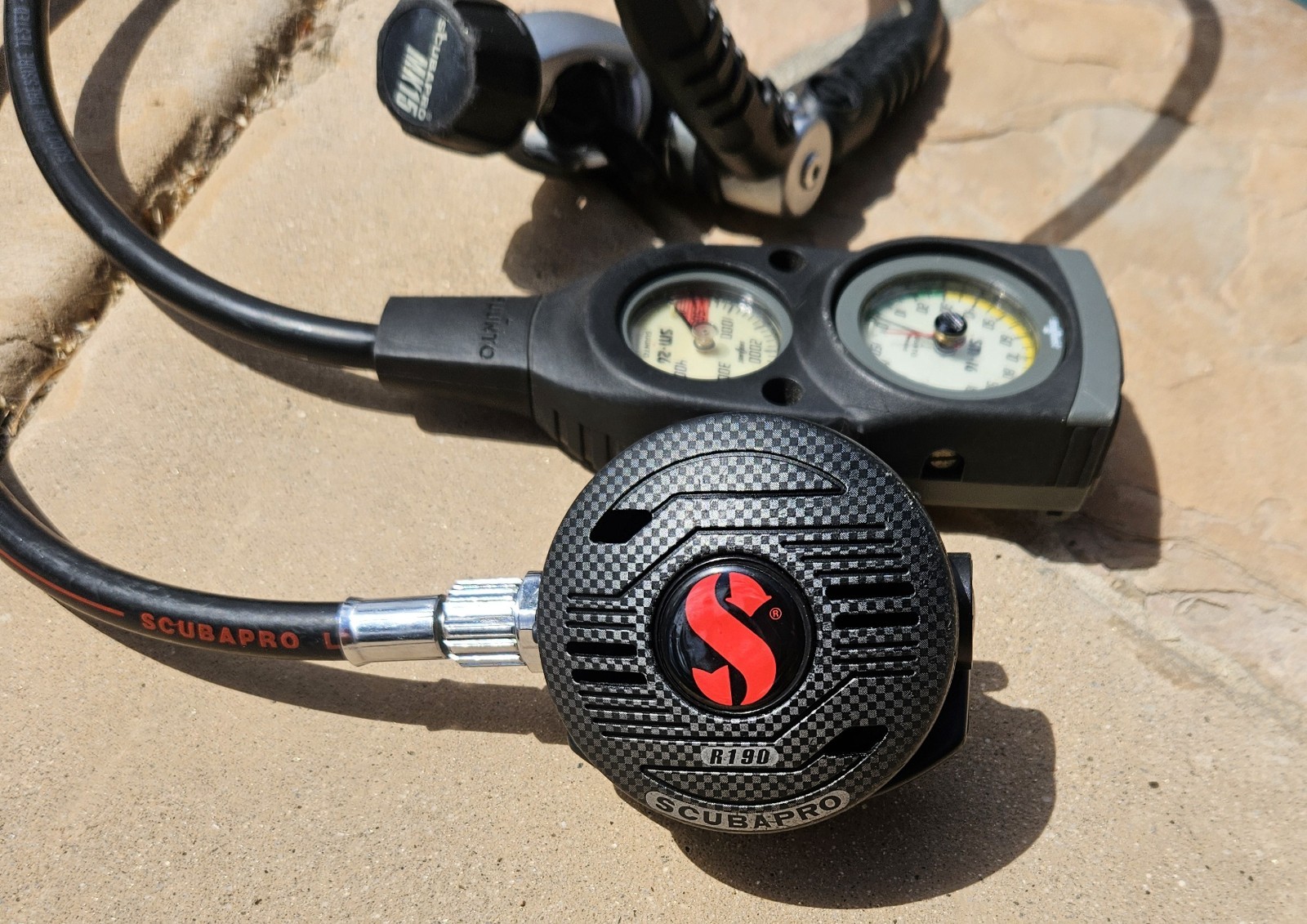 Scubapro MK15 First Stage R190 Suunto Pressure