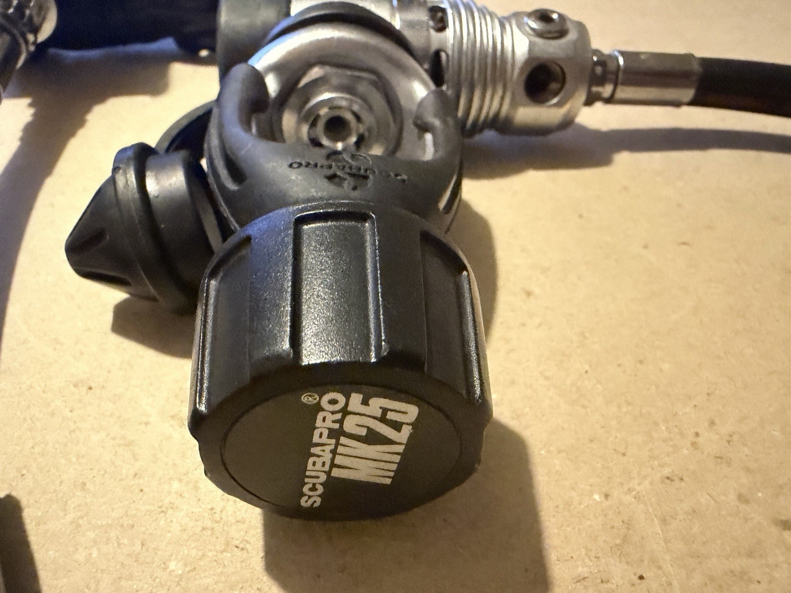 Scubapro Mk25/S600 Regulator (1st & 2nd Stage)(Yoke)(Swivel)(See Pic/Read Desc)